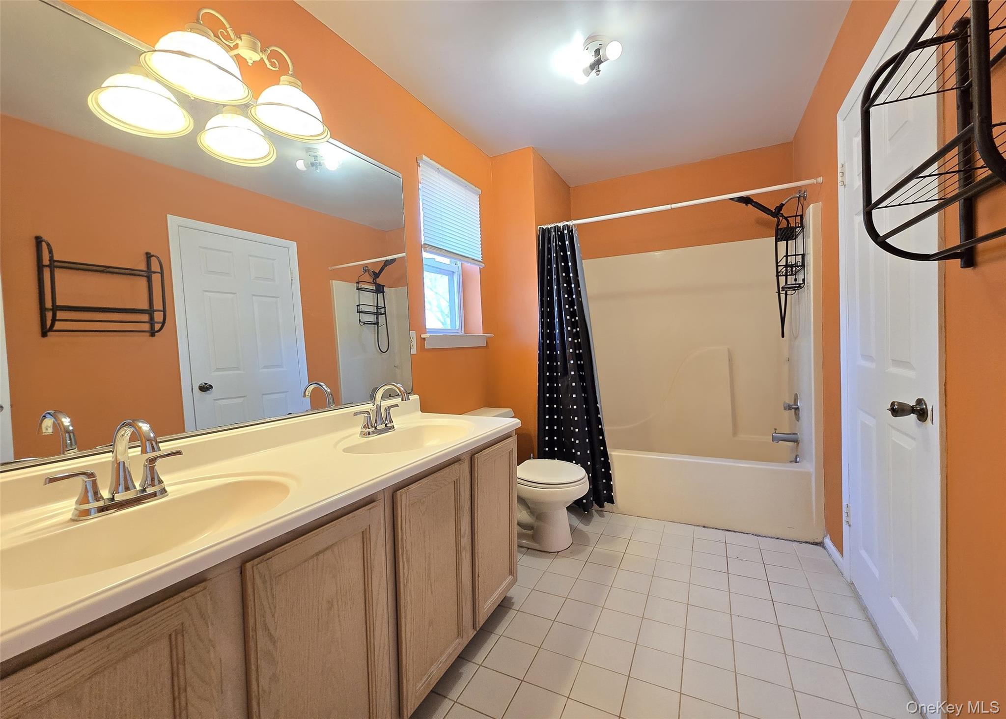 23 Shamrock Lane, Centereach, NY 11720