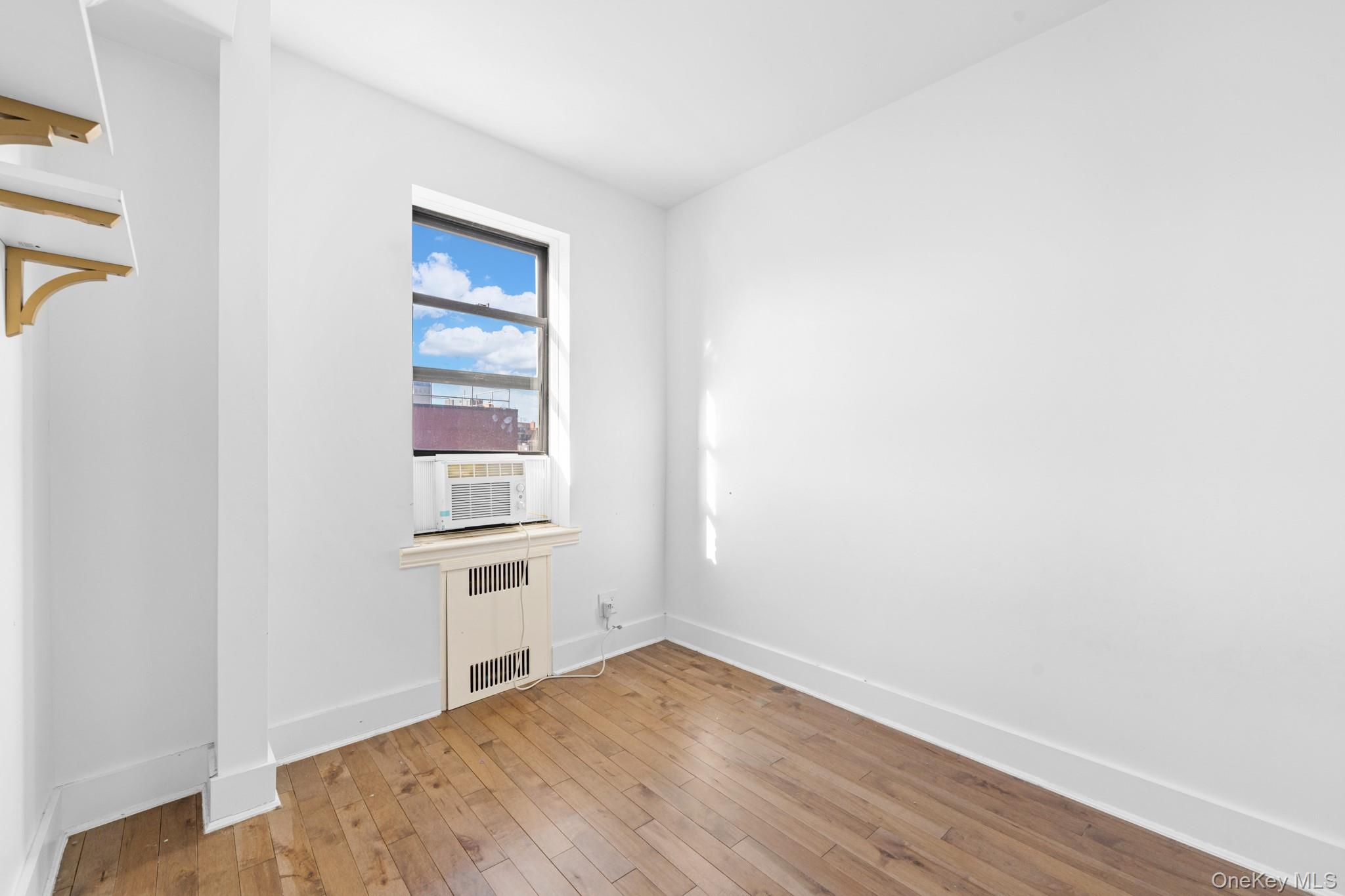 4005 Ithaca # 4B, Jackson Heights, NY 11373