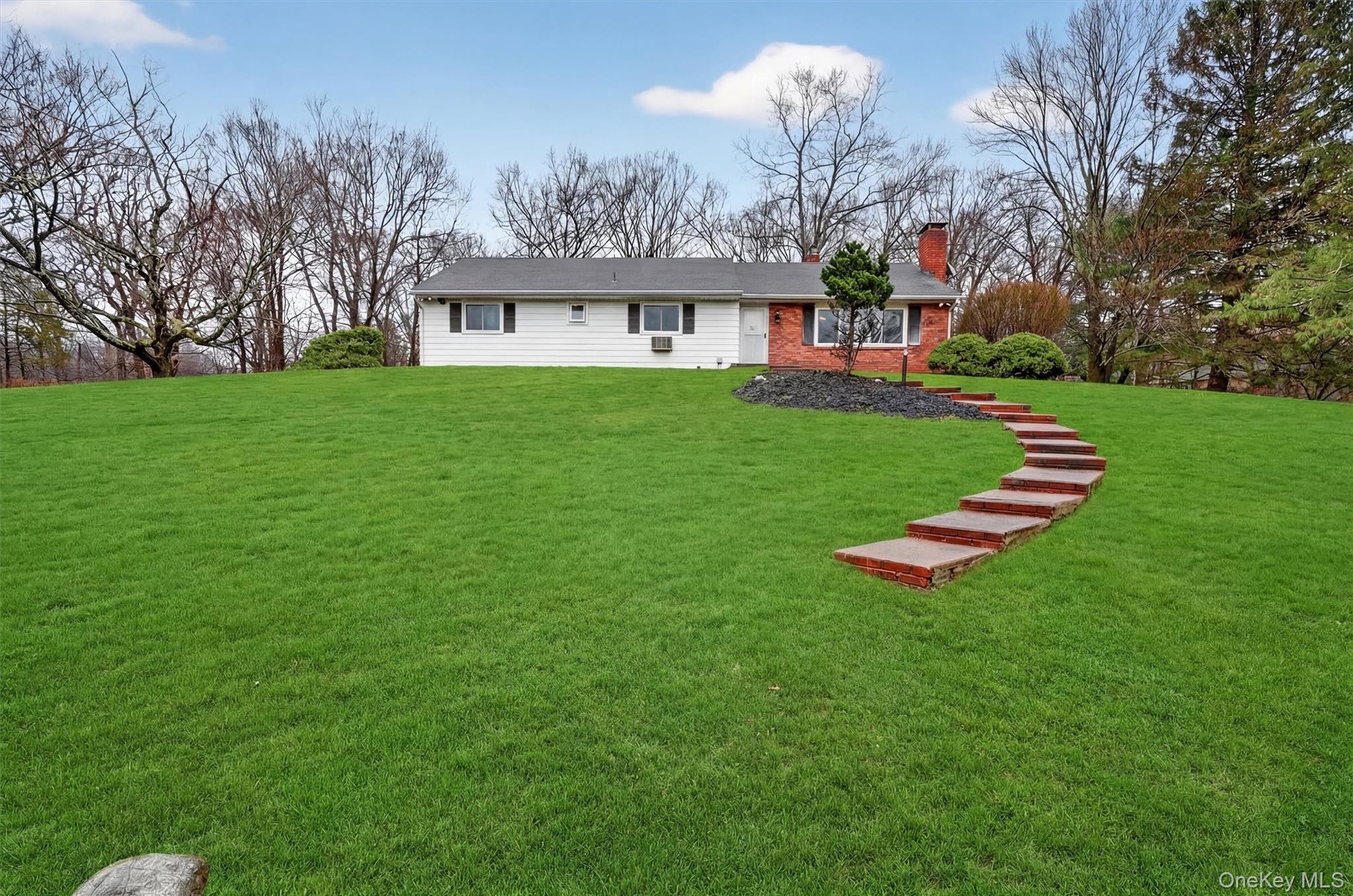 5 River Road, Suffern, NY 10901