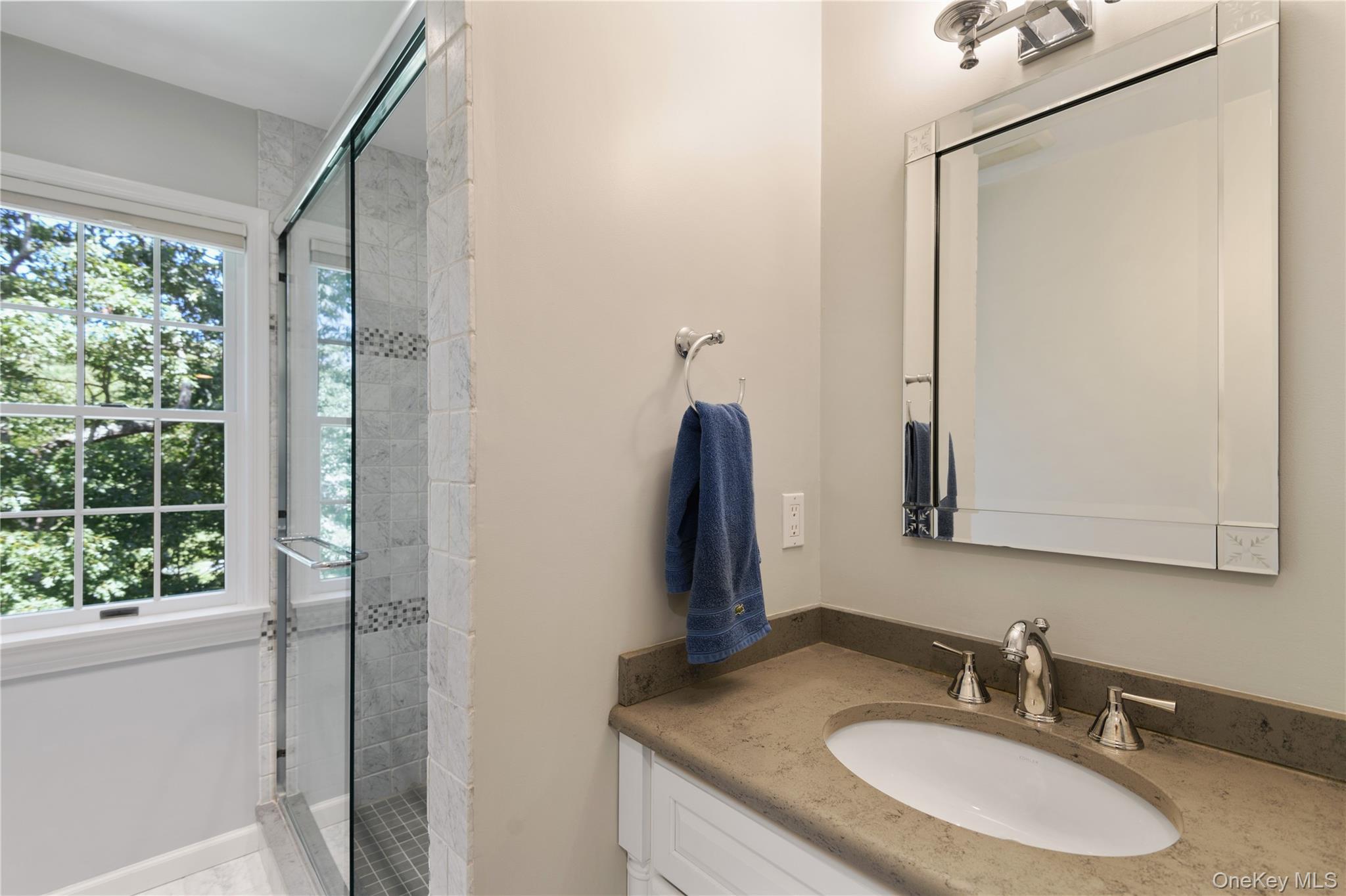 33 Walters Avenue, Cold Spring Harbor, NY 11724