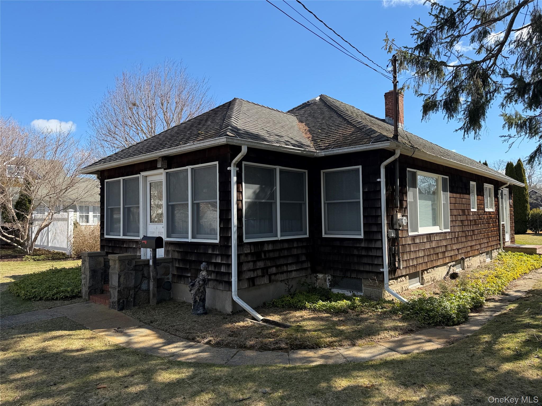 20 McGuirk Street, East Hampton, NY 11937