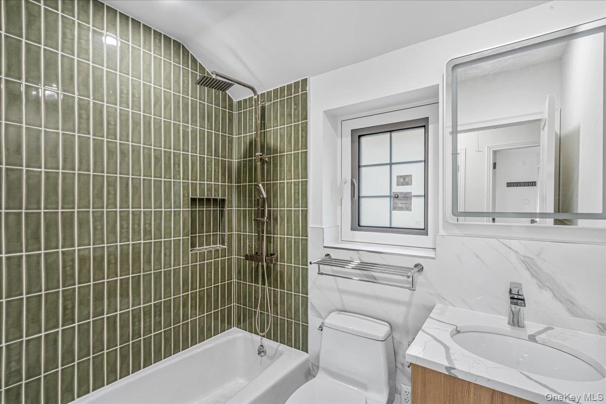 150-33 Hawtree Street, Ozone Park, NY 11417