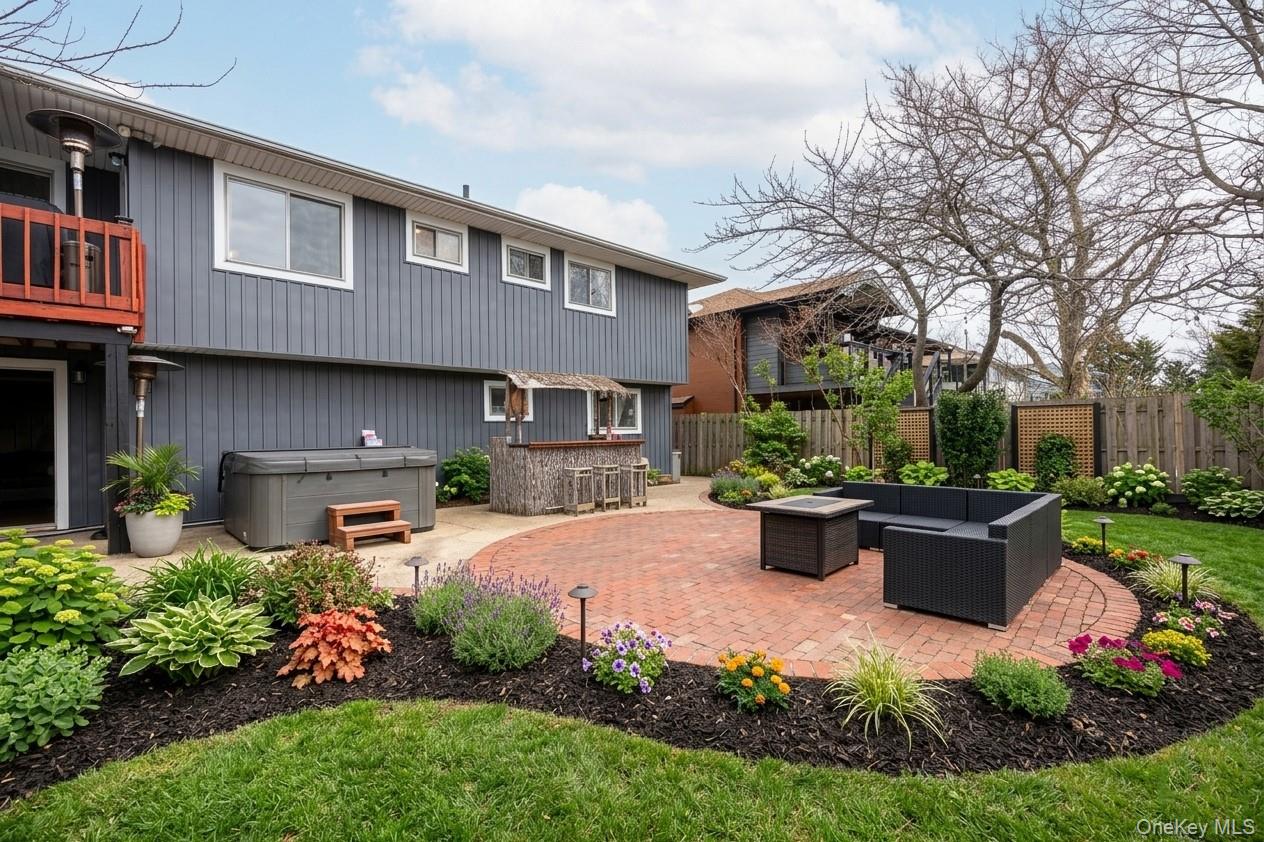 163 School Lane, Lido Beach, NY 11561