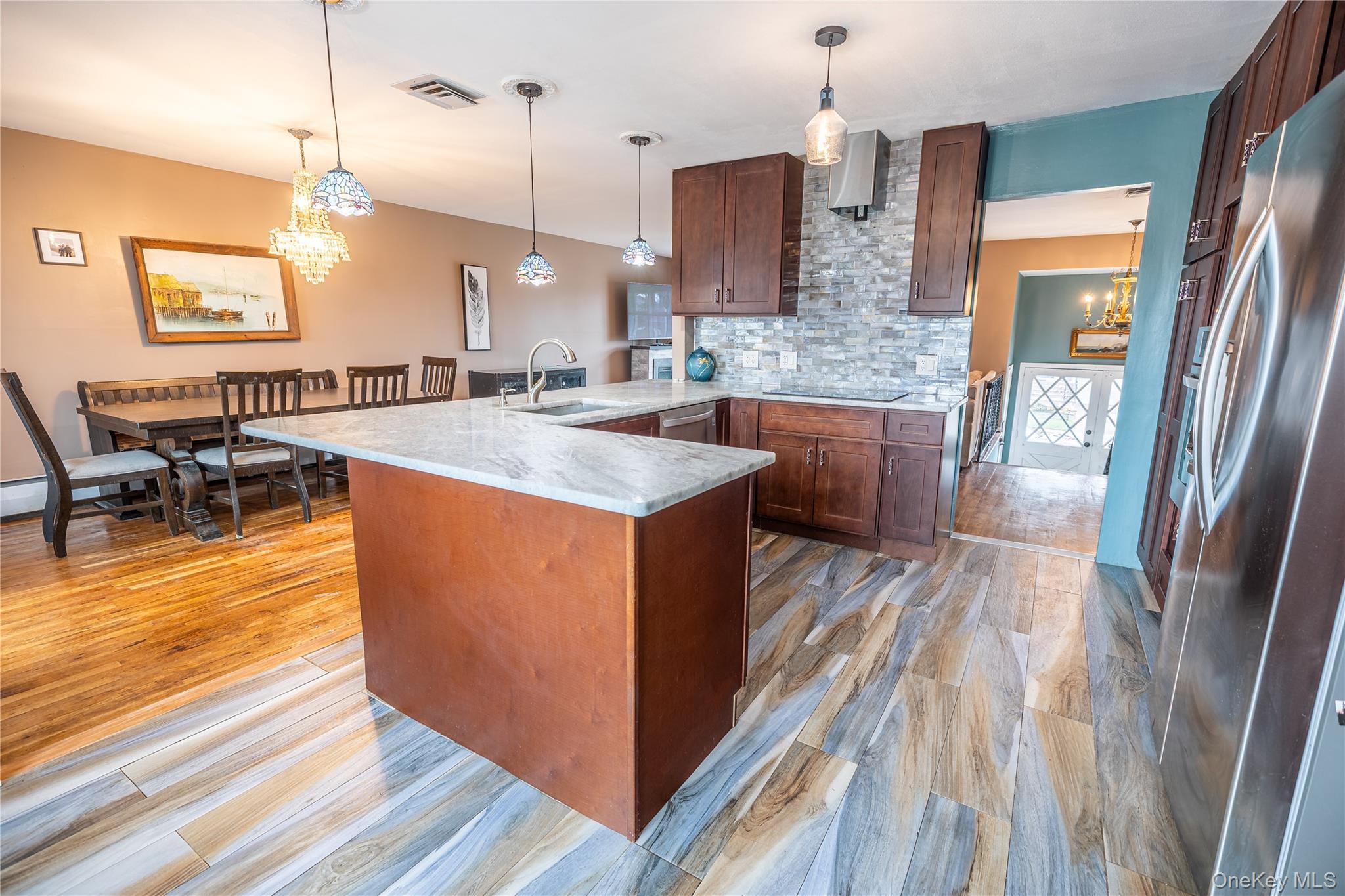 163 School Lane, Lido Beach, NY 11561