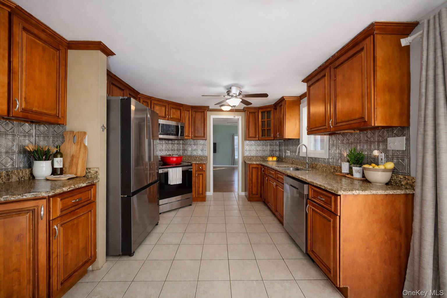 12 Jay Lane, Hopewell Junction, NY 12533