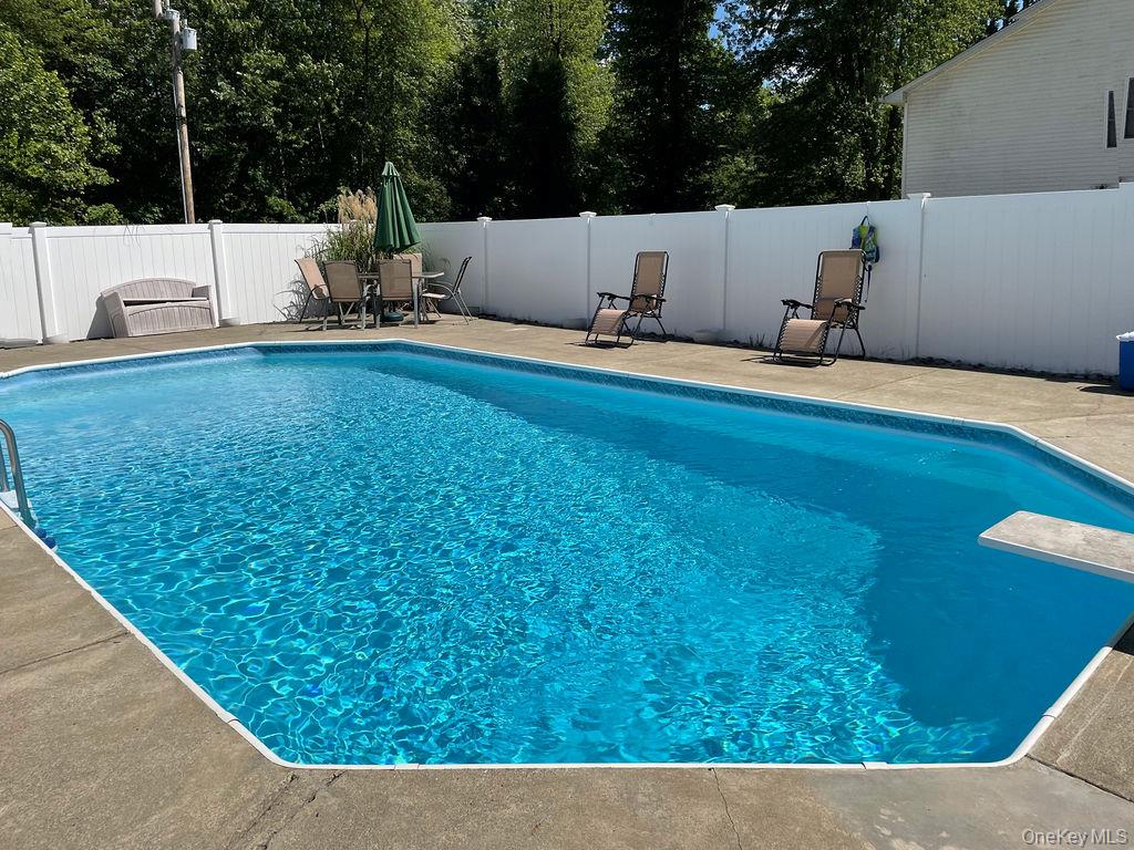 12 Jay Lane, Hopewell Junction, NY 12533