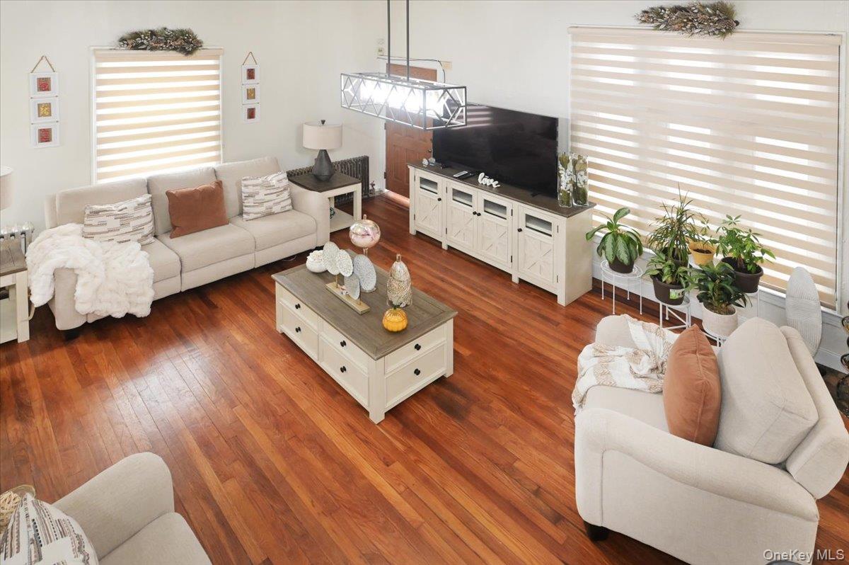 13071 225th Street, Laurelton, NY 11413