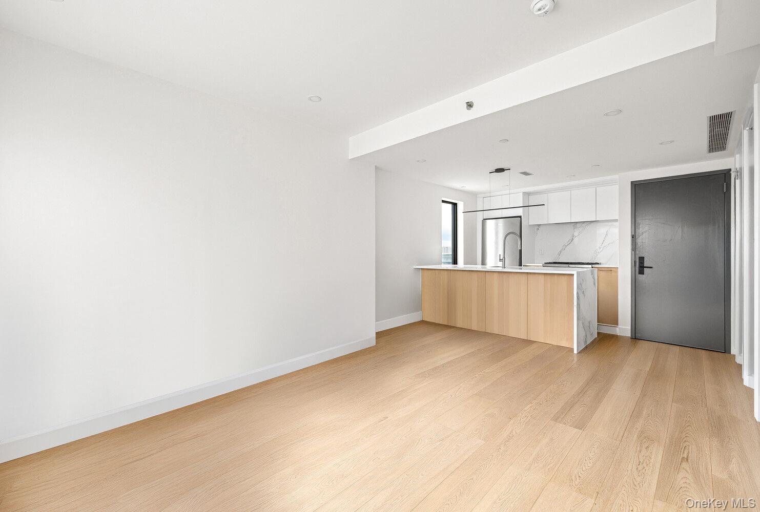 11-32 31ST Avenue # PHA, Queens, NY 11106