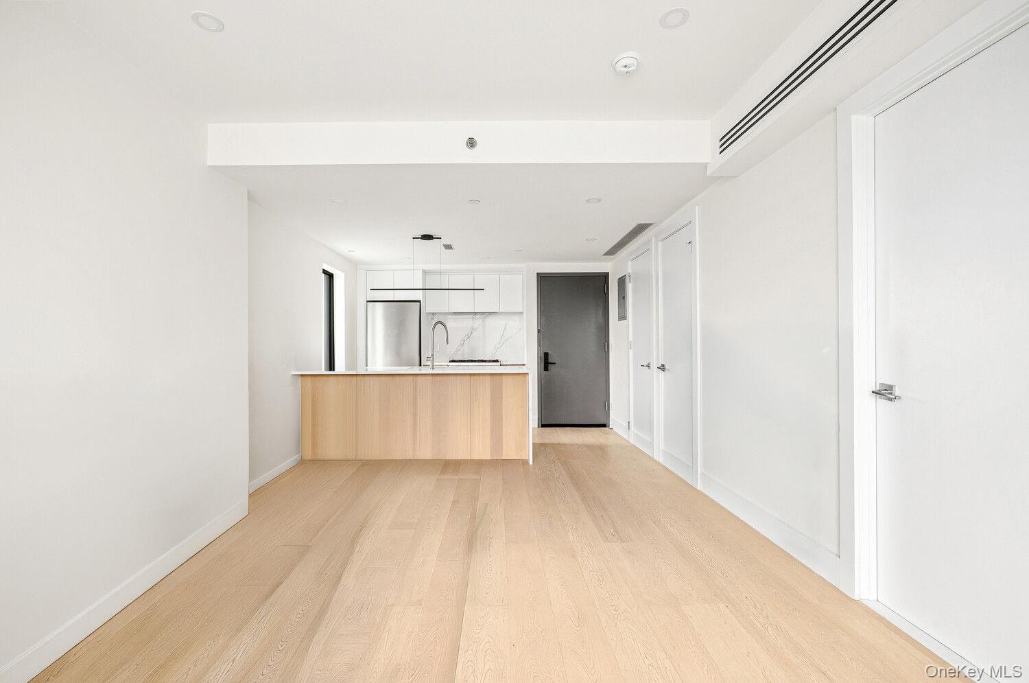 11-32 31ST Avenue # PHA, Queens, NY 11106