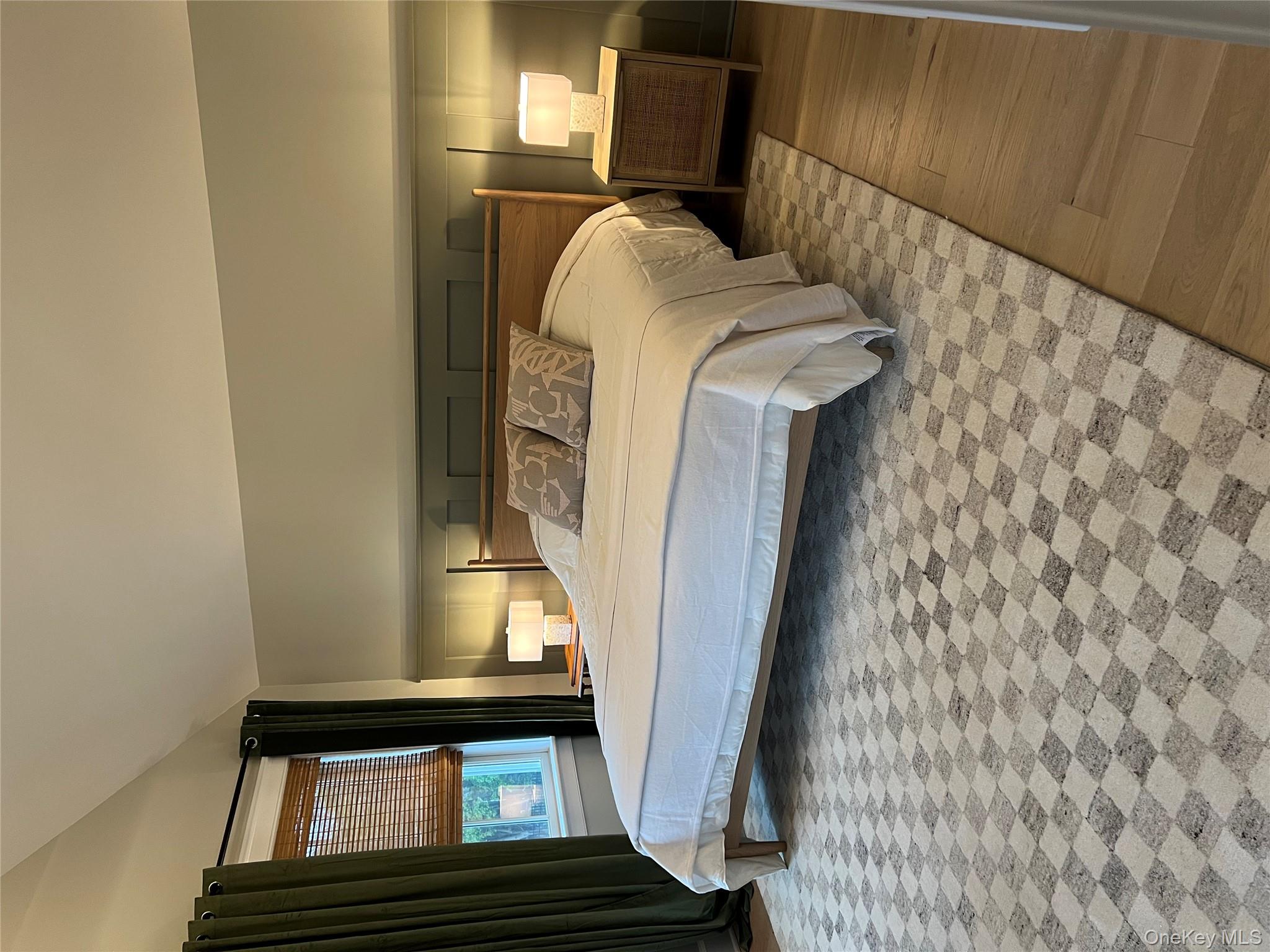 237 6th Street, Greenport, NY 11944