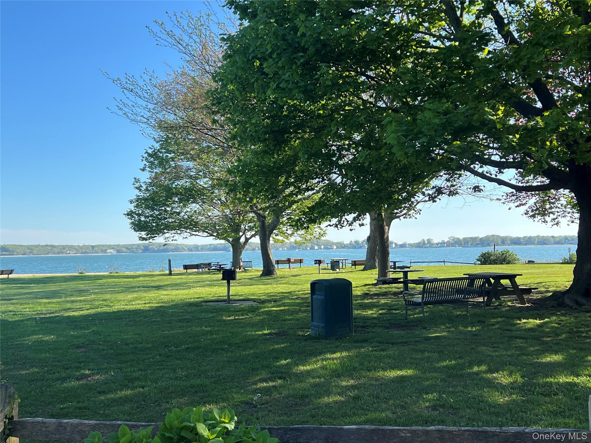 237 6th Street, Greenport, NY 11944