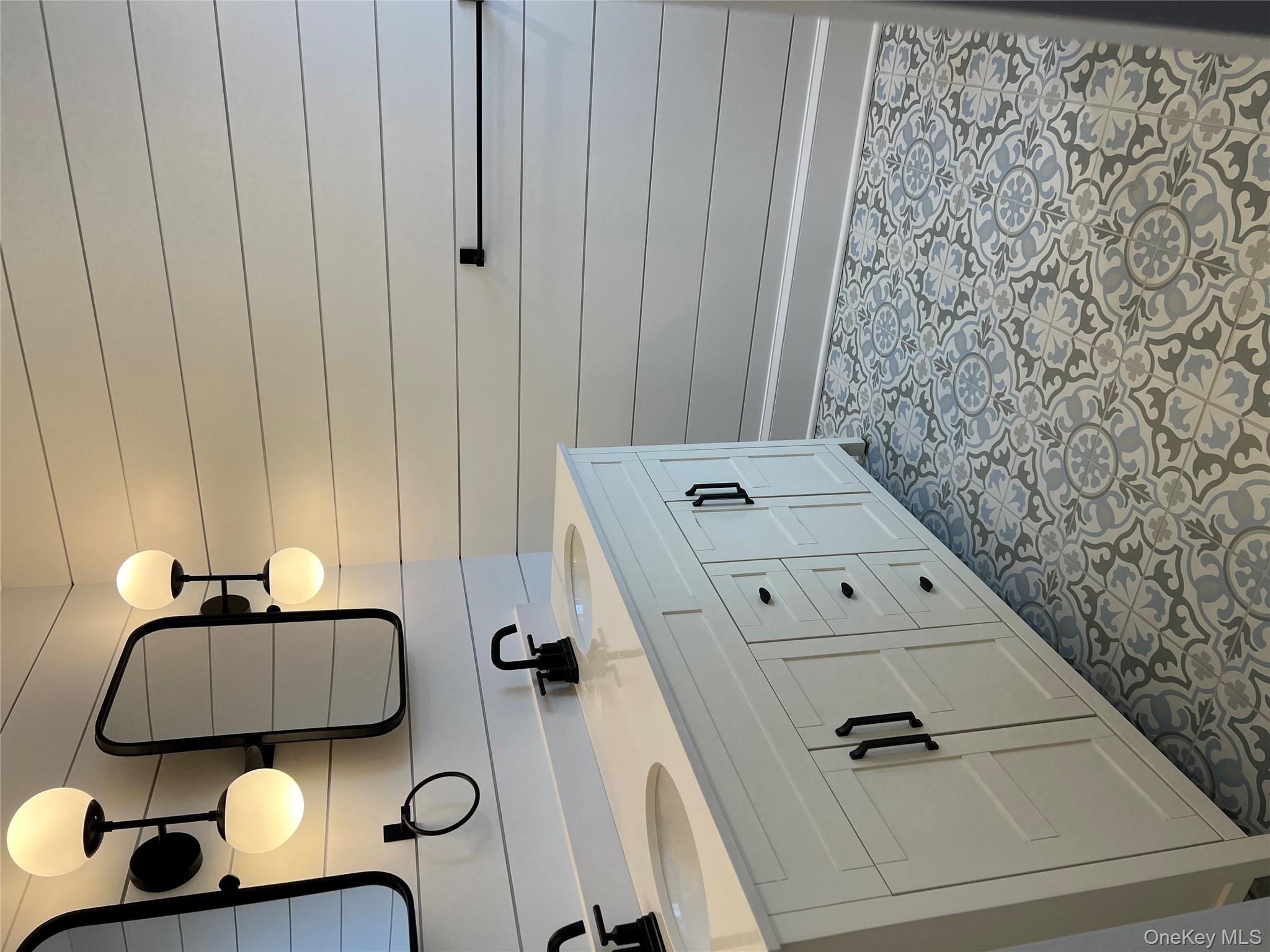 237 6th Street, Greenport, NY 11944