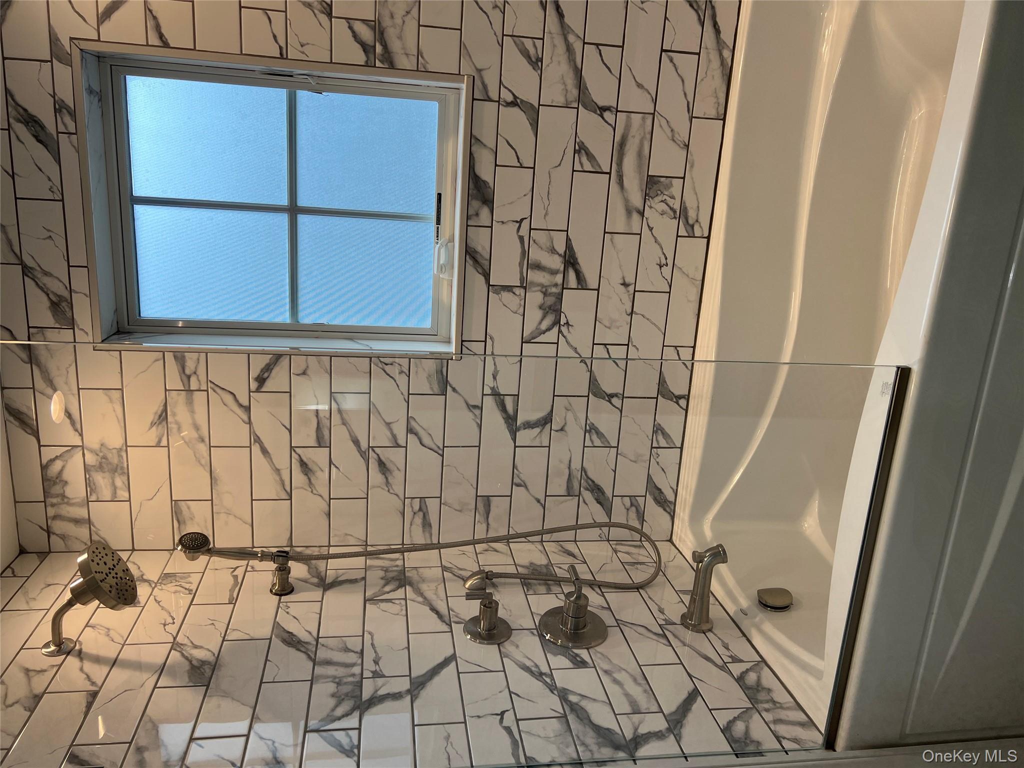 237 6th Street, Greenport, NY 11944