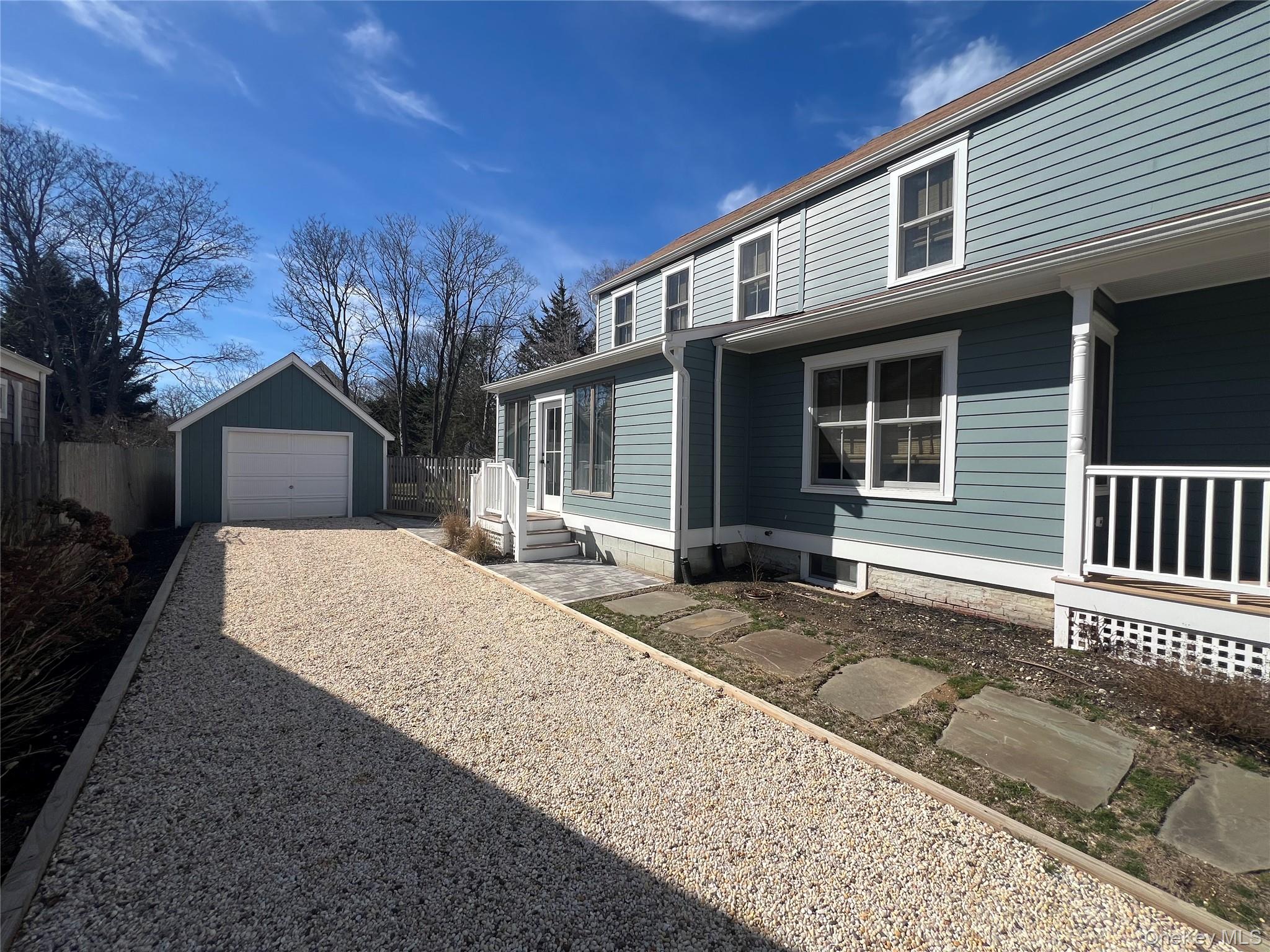 237 6th Street, Greenport, NY 11944