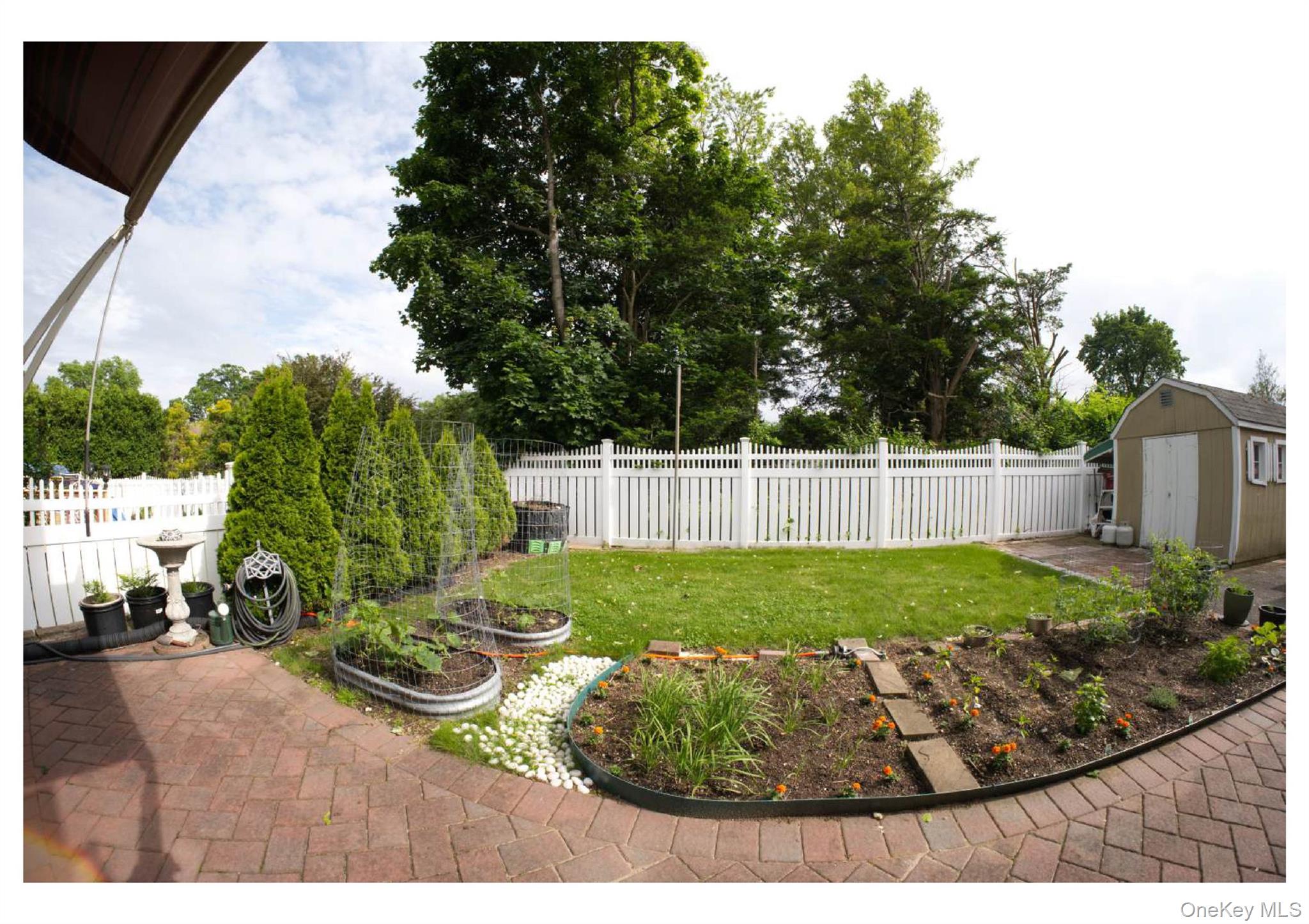 15 Walters Avenue, Syosset, NY 11791