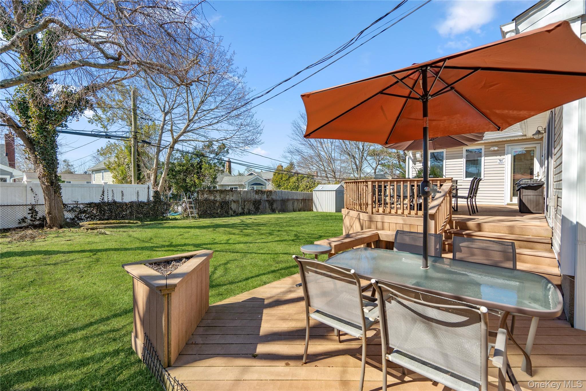 5 Martin Lane, Old Bethpage, NY 11804