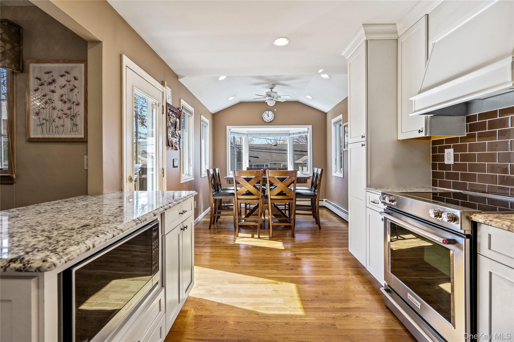 5 Martin Lane, Old Bethpage, NY 11804