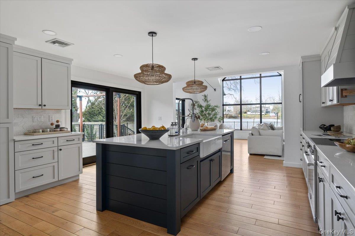 16 Shore Road, Patchogue, NY 11772