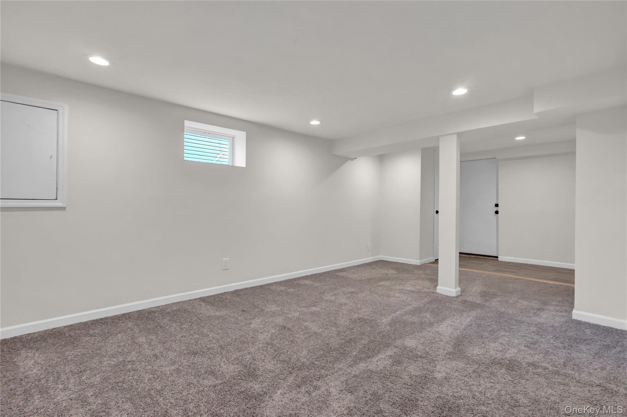 449 N Indiana Avenue, Lindenhurst, NY 11757