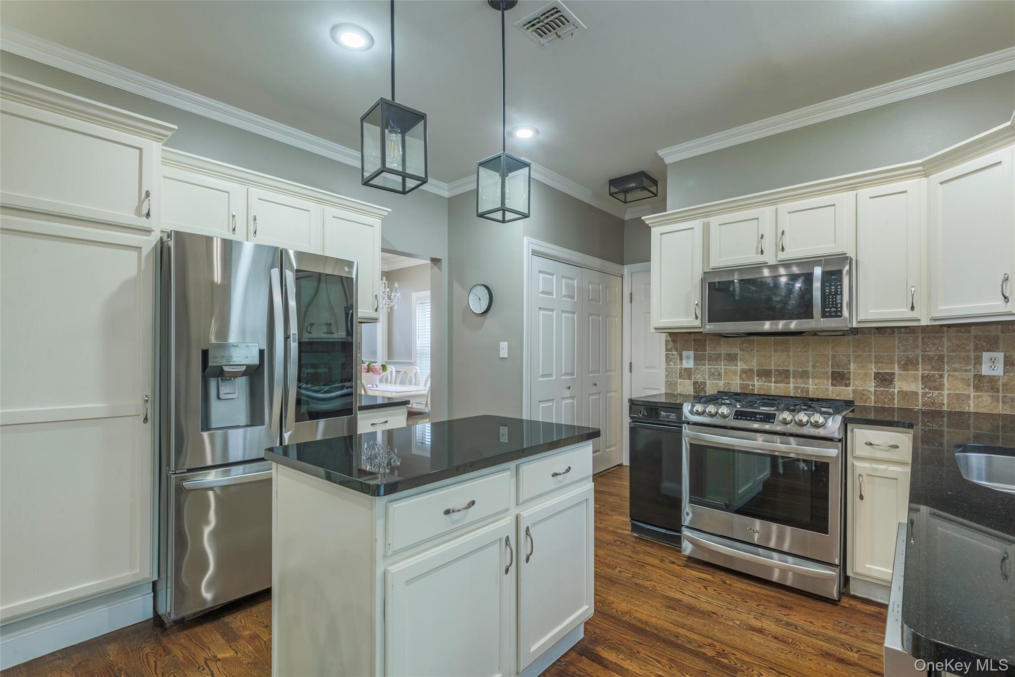 161 Cranberry Court, Melville, NY 11747