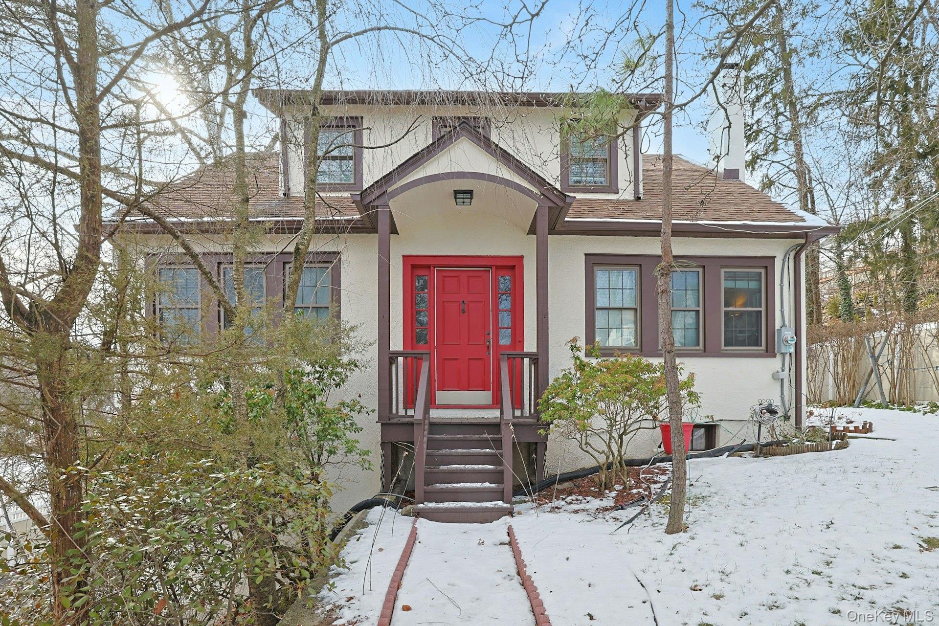 32 Lynwood Road, Scarsdale, NY 10583