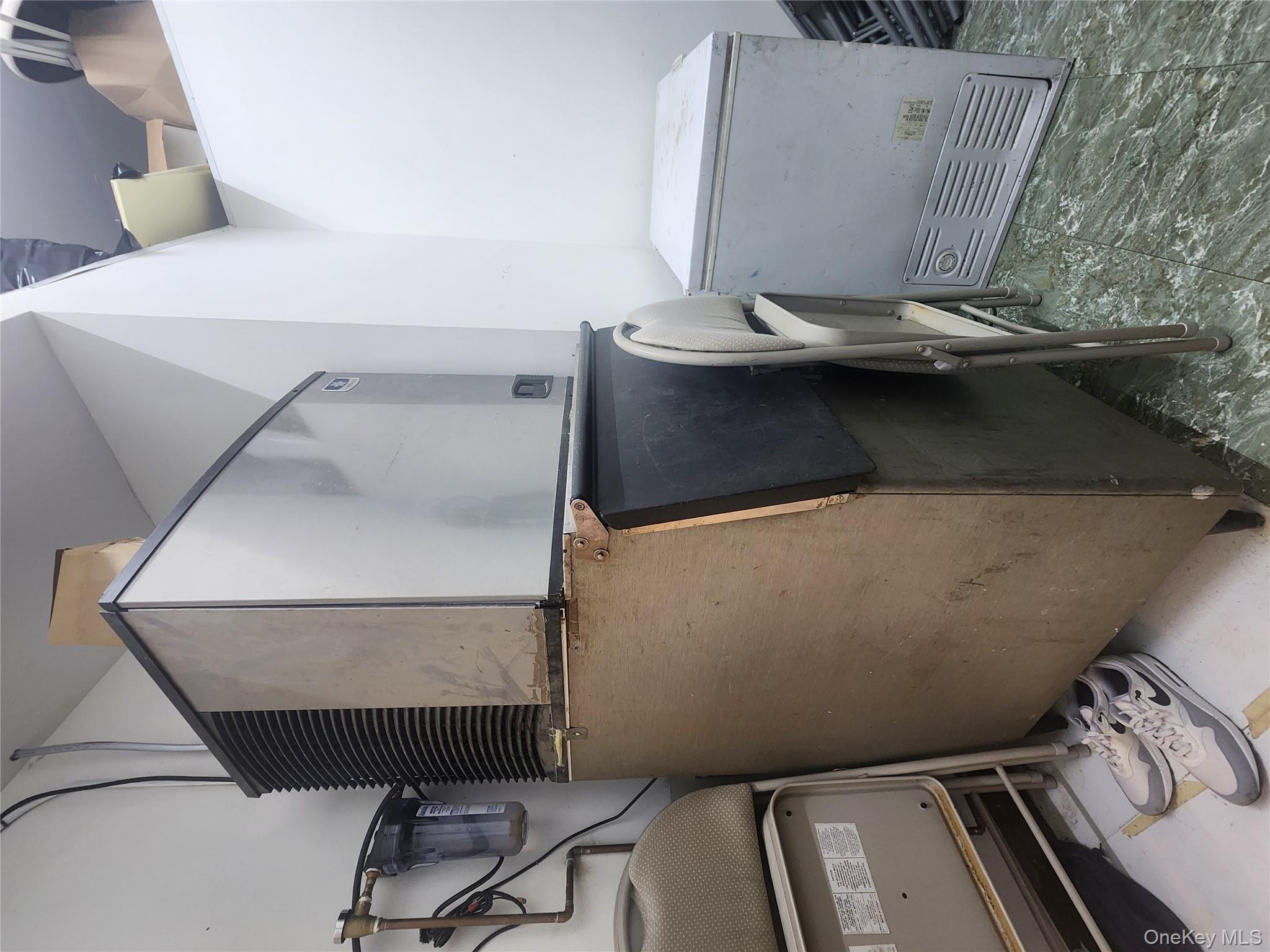 377 Woodcleft Avenue, Freeport, NY 11520