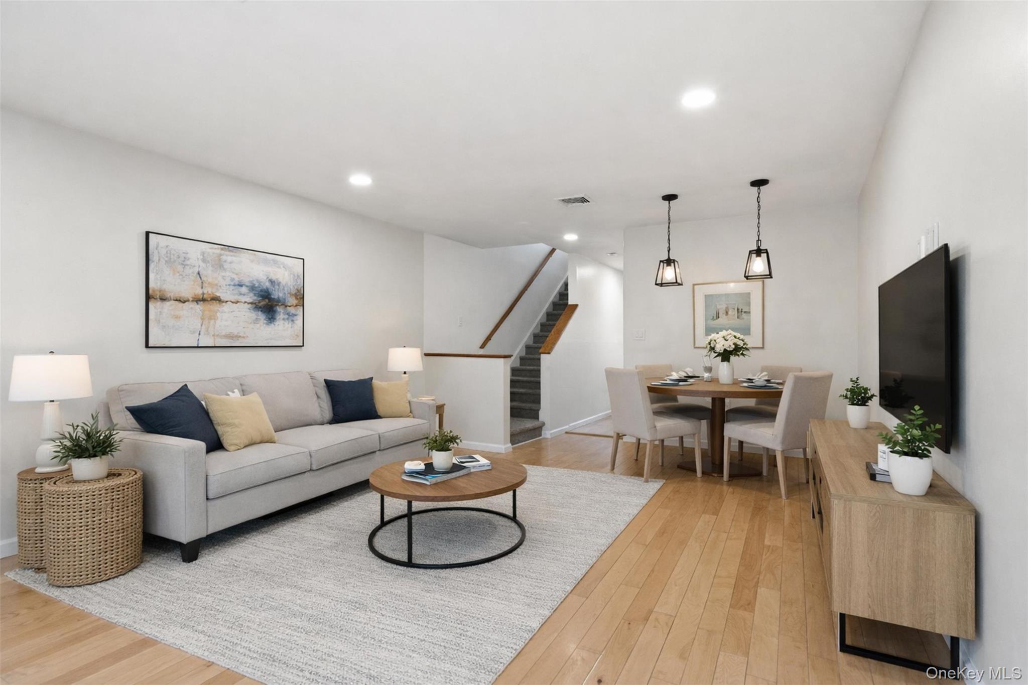 17 Knoll View, Ossining, NY 10562