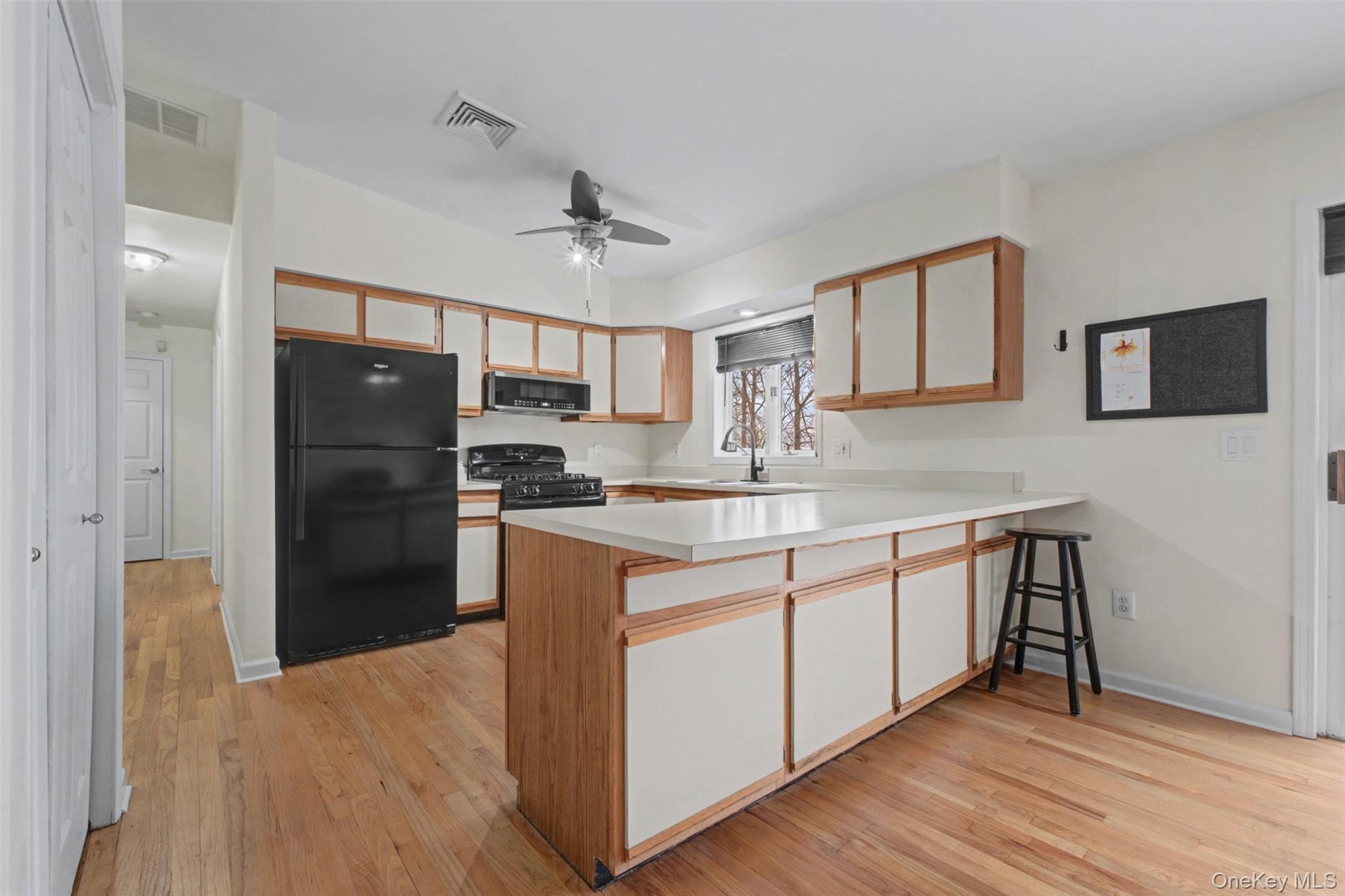 27 Narcissus Drive, Mahopac, NY 10541