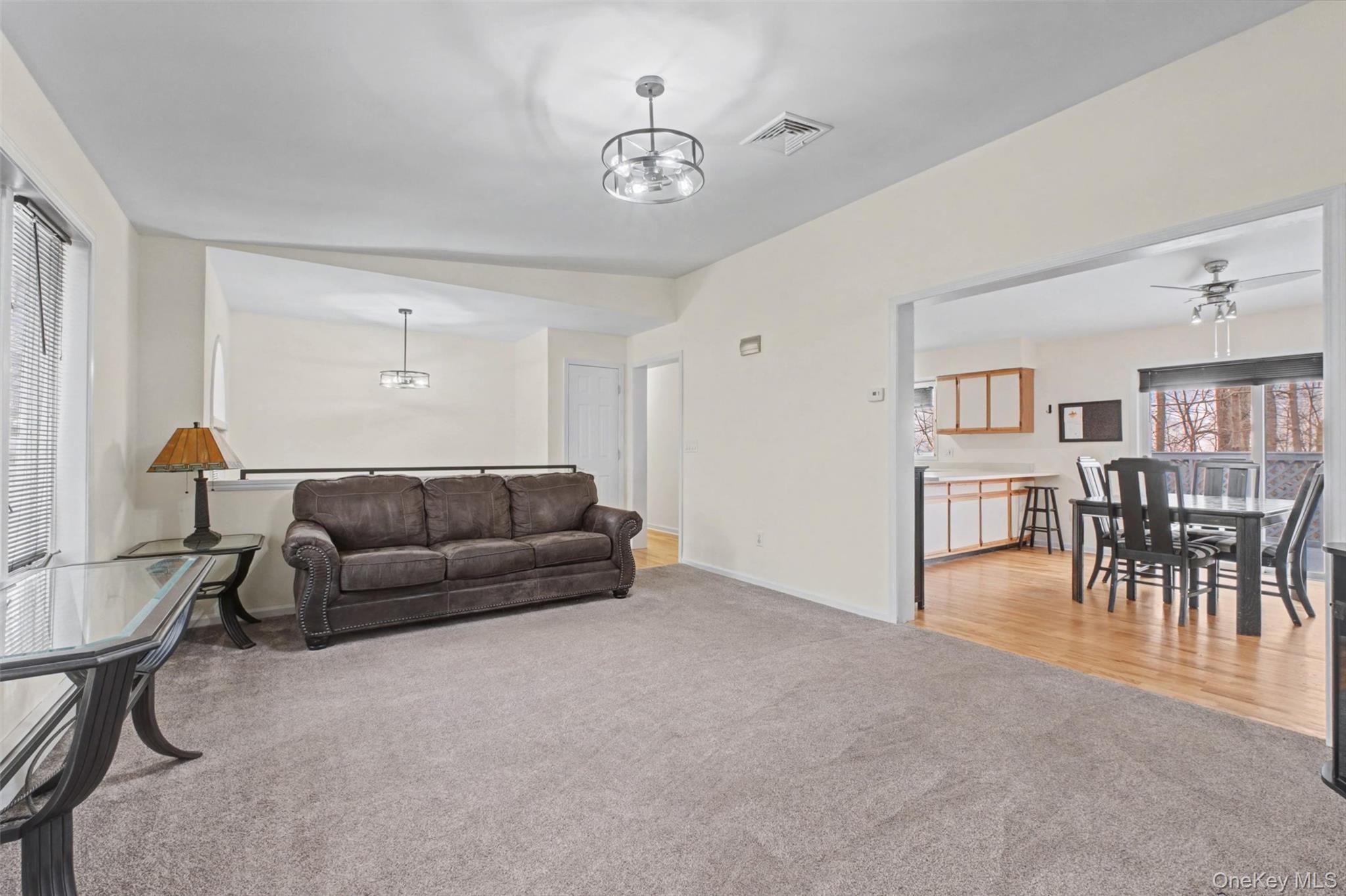 27 Narcissus Drive, Mahopac, NY 10541