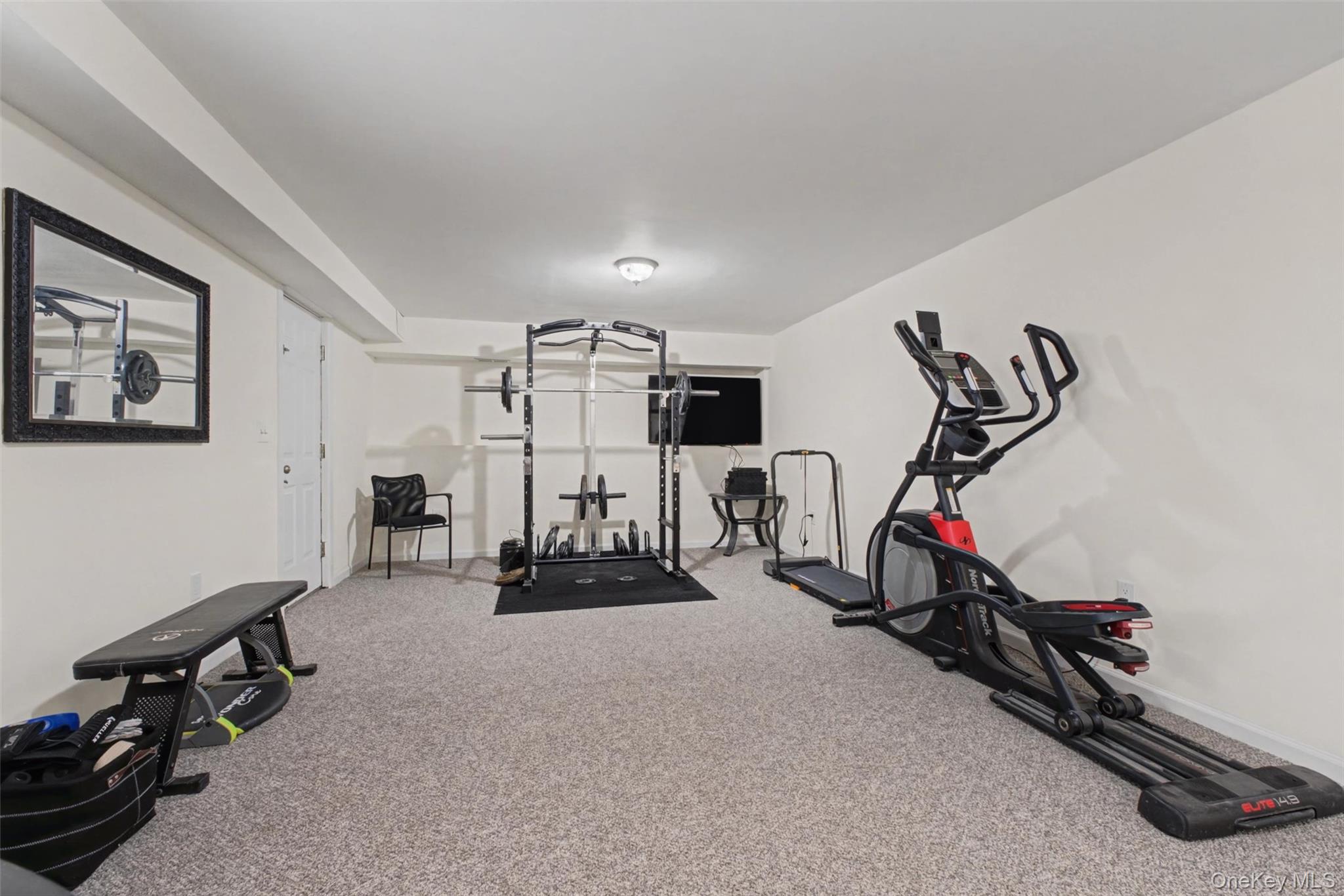 27 Narcissus Drive, Mahopac, NY 10541