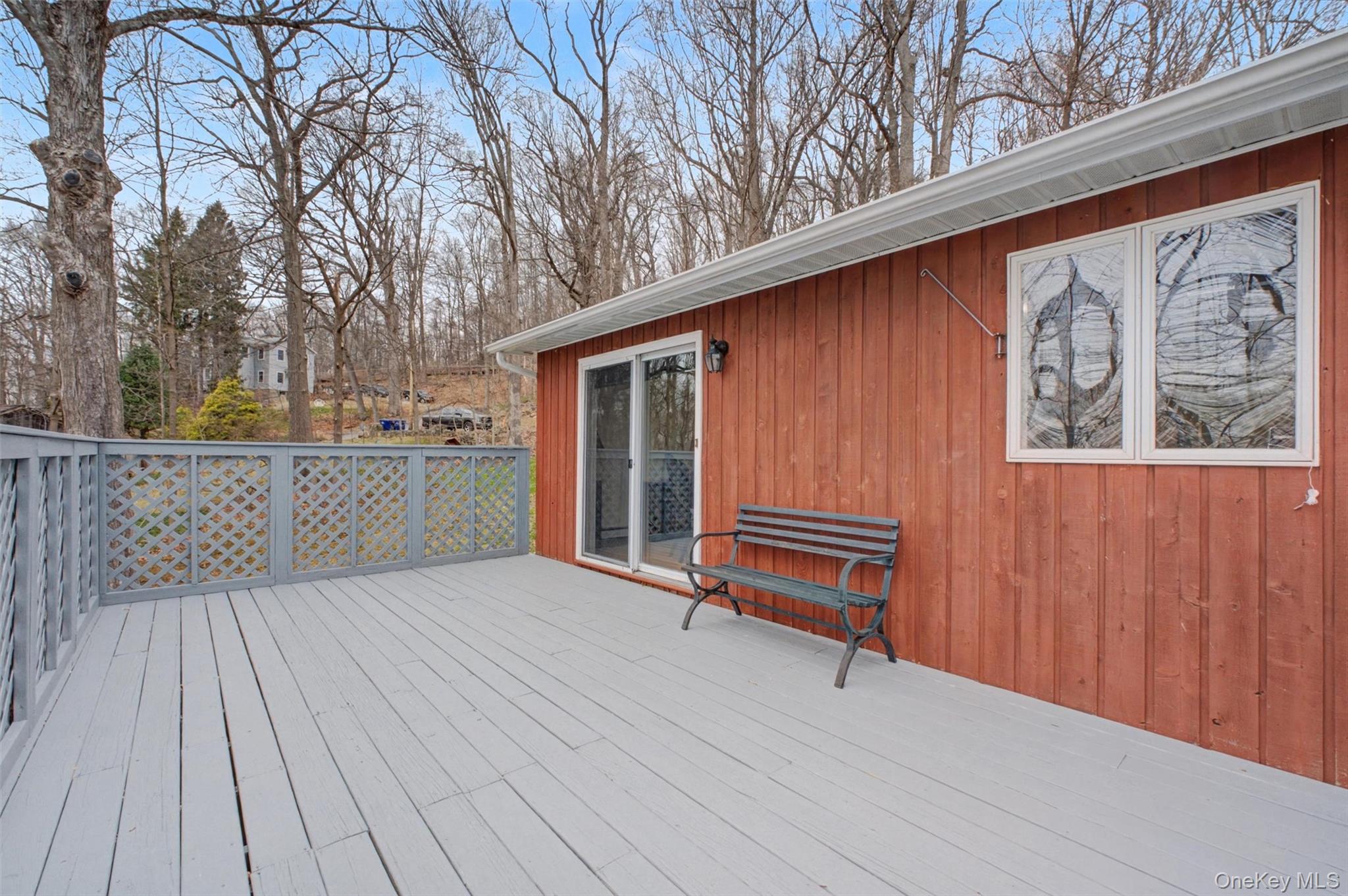 27 Narcissus Drive, Mahopac, NY 10541