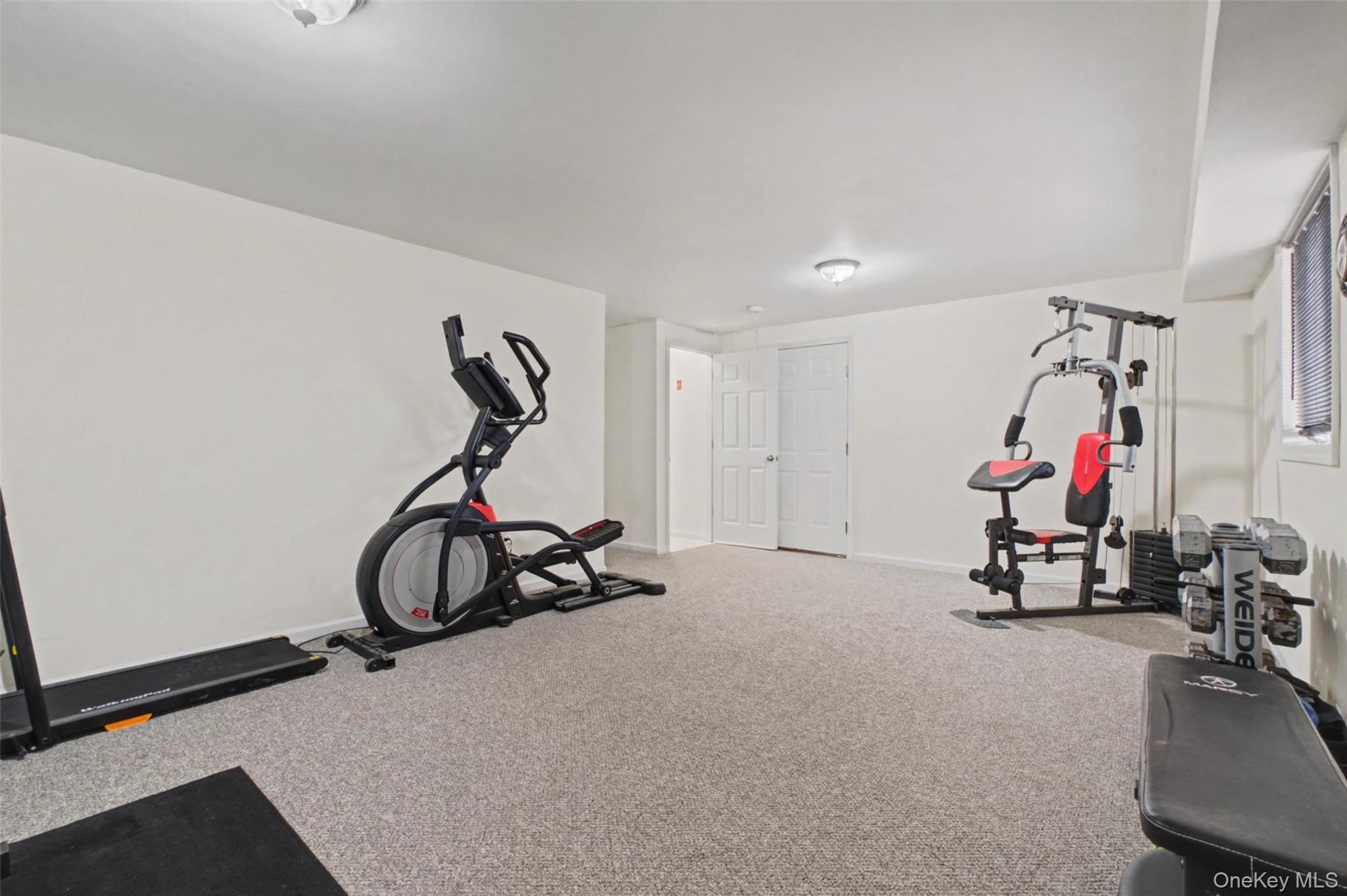 27 Narcissus Drive, Mahopac, NY 10541