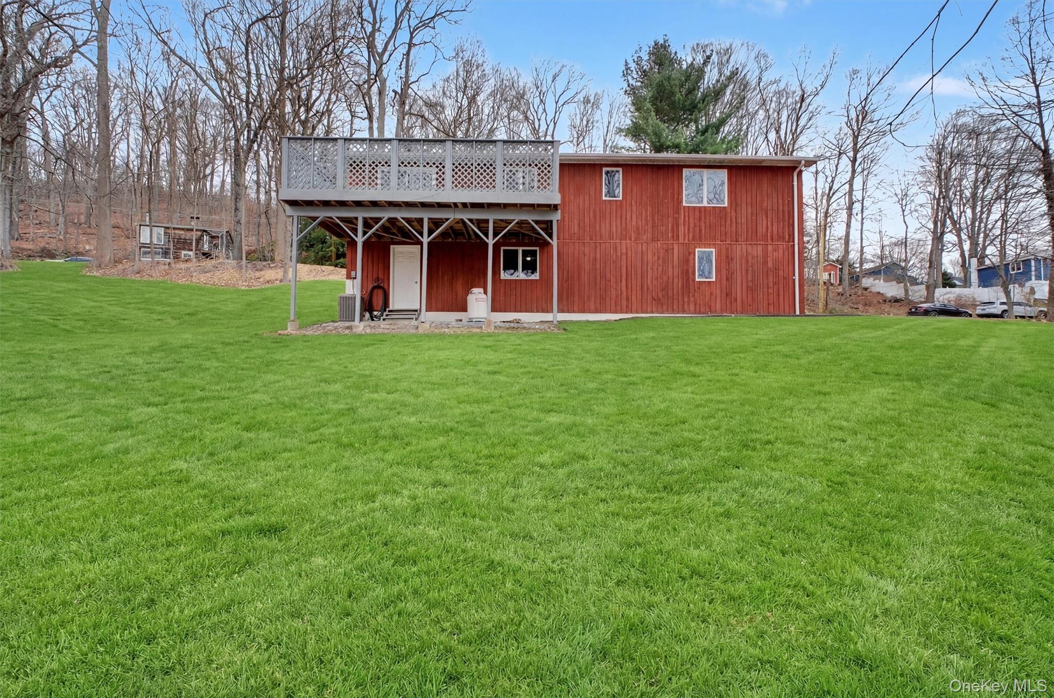 27 Narcissus Drive, Mahopac, NY 10541