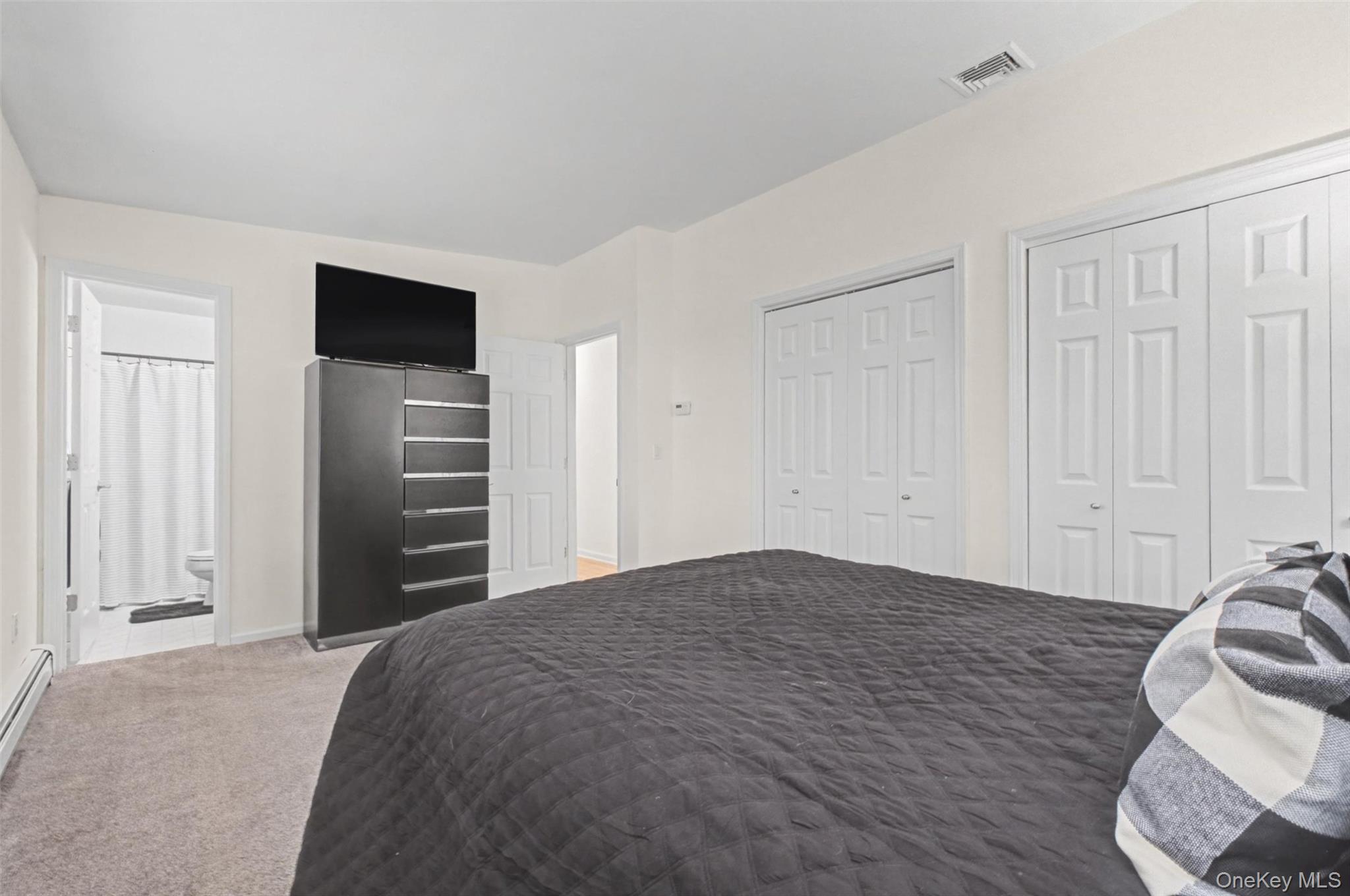 27 Narcissus Drive, Mahopac, NY 10541