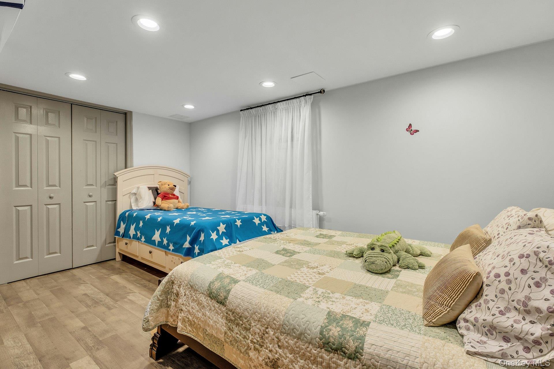 21 Terrell Lane, Hicksville, NY 11801