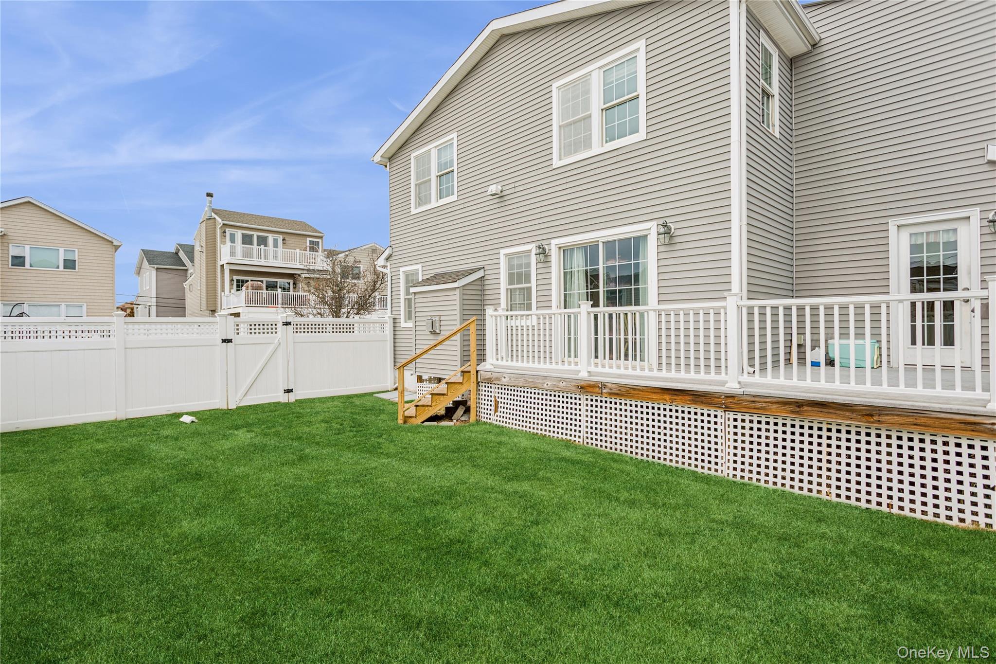 84 Barnes Street, Long Beach, NY 11561