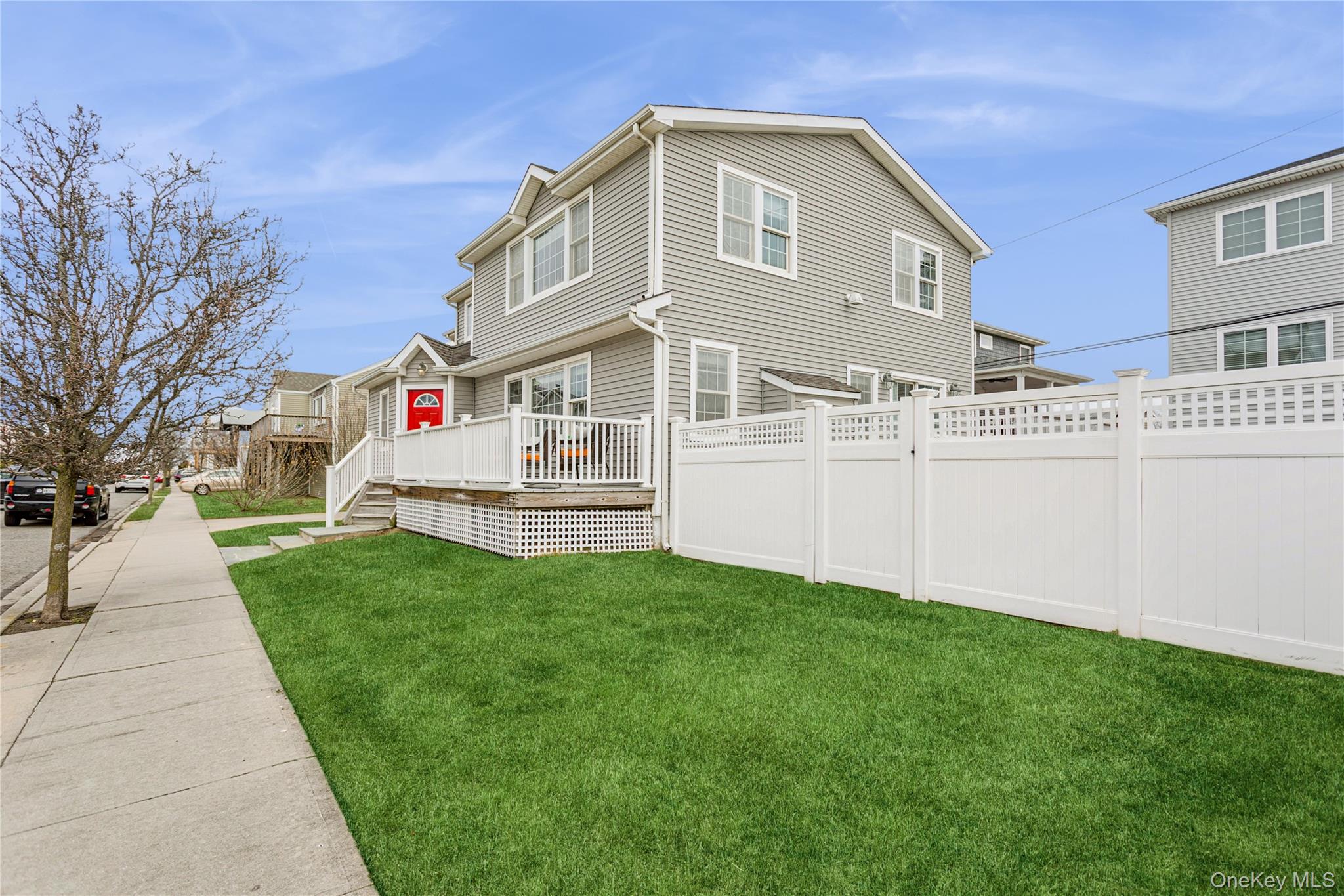 84 Barnes Street, Long Beach, NY 11561