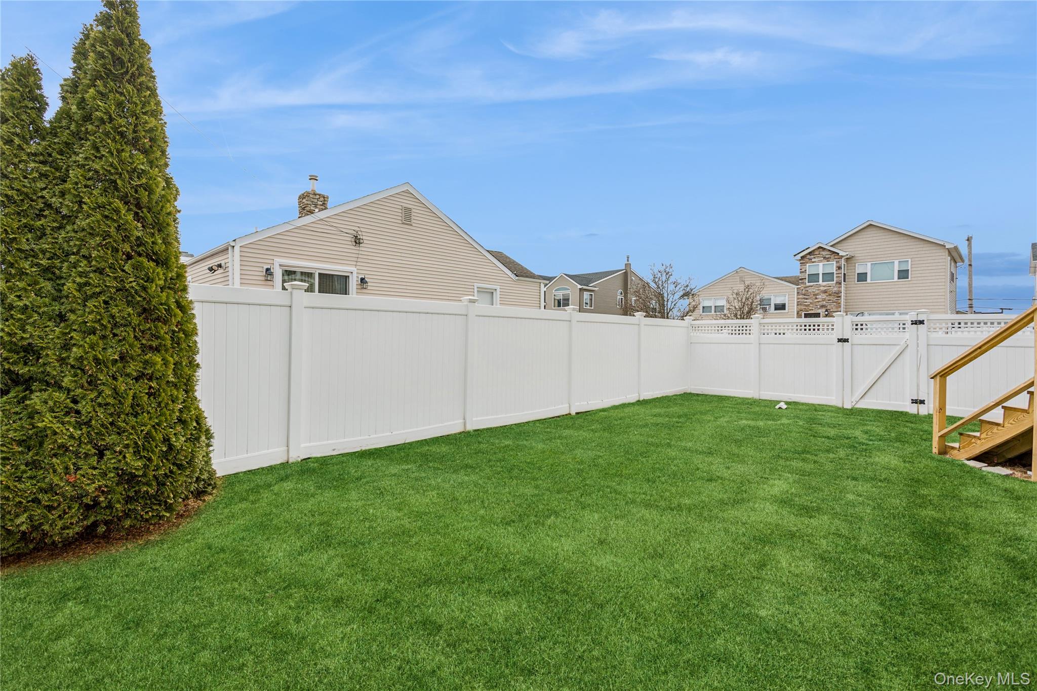 84 Barnes Street, Long Beach, NY 11561