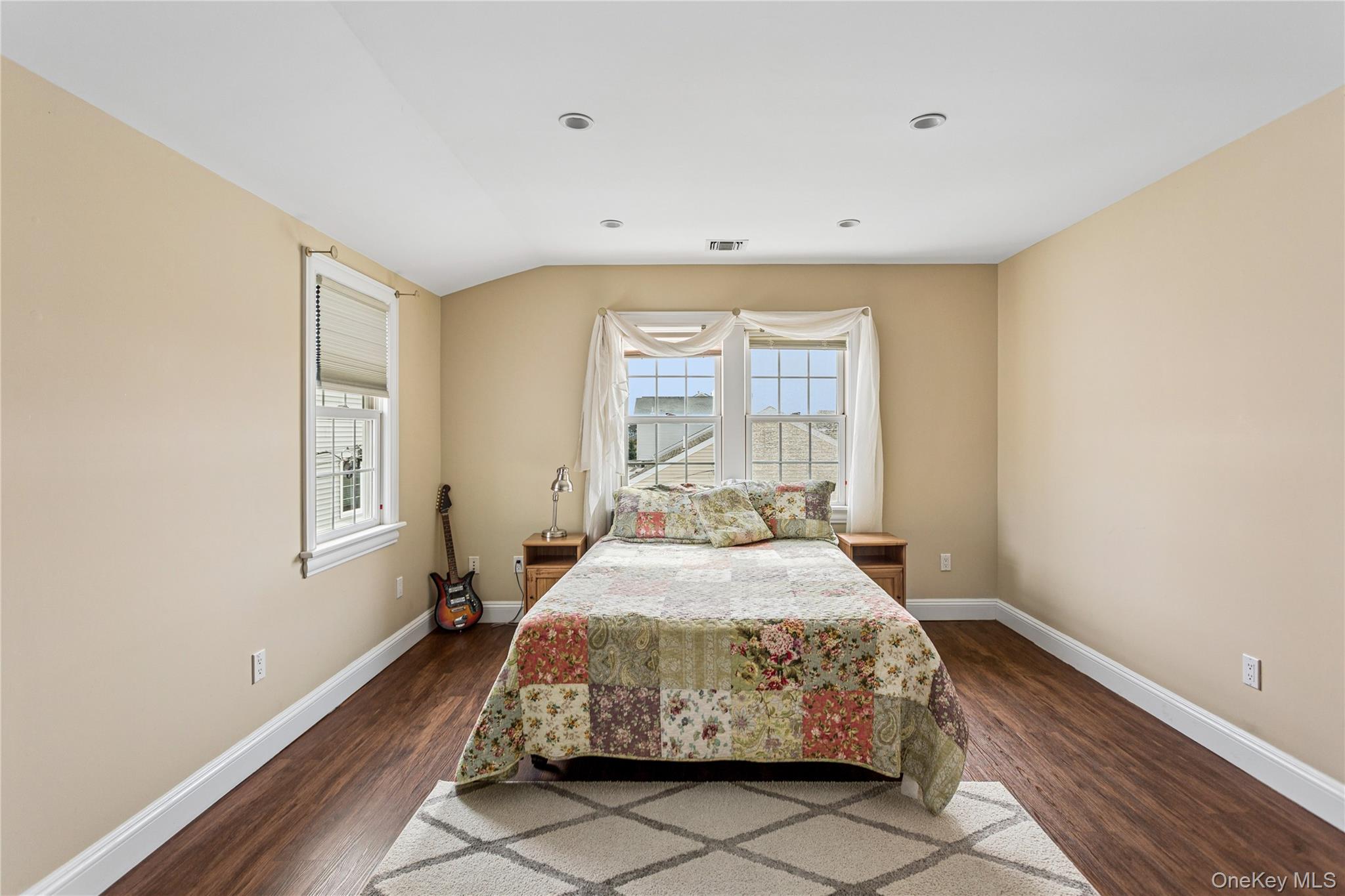 84 Barnes Street, Long Beach, NY 11561