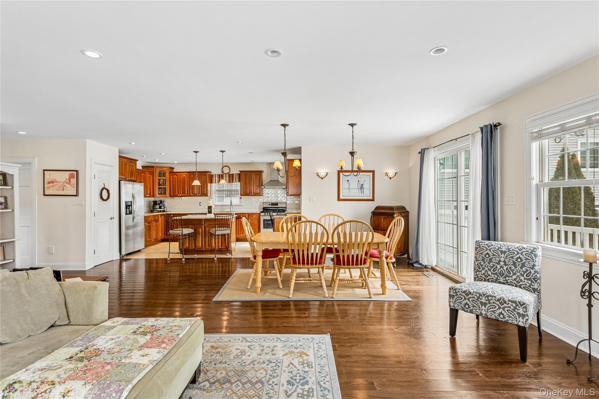 84 Barnes Street, Long Beach, NY 11561