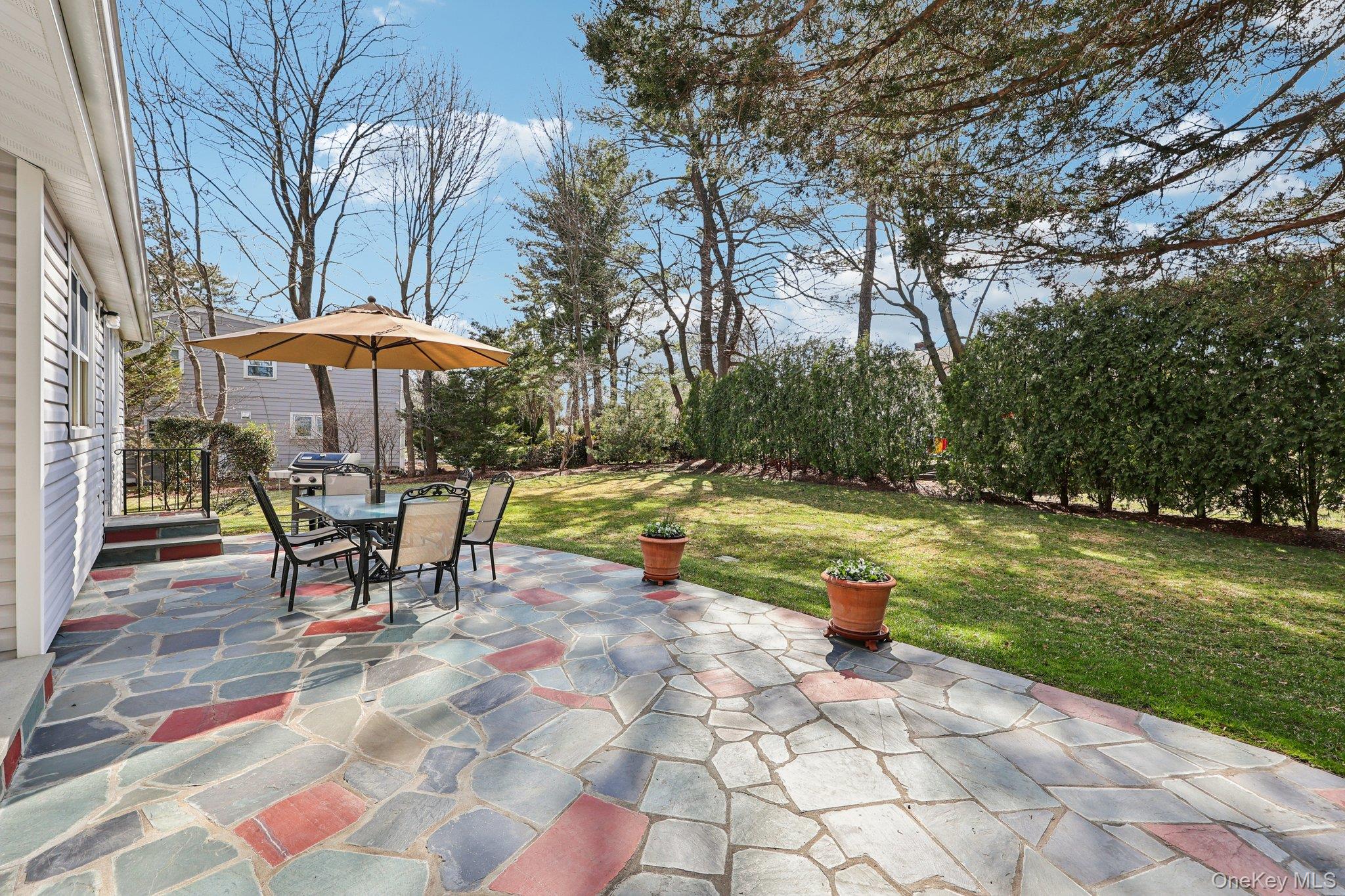 12 Old Oak Road, Rye Brook, NY 10573