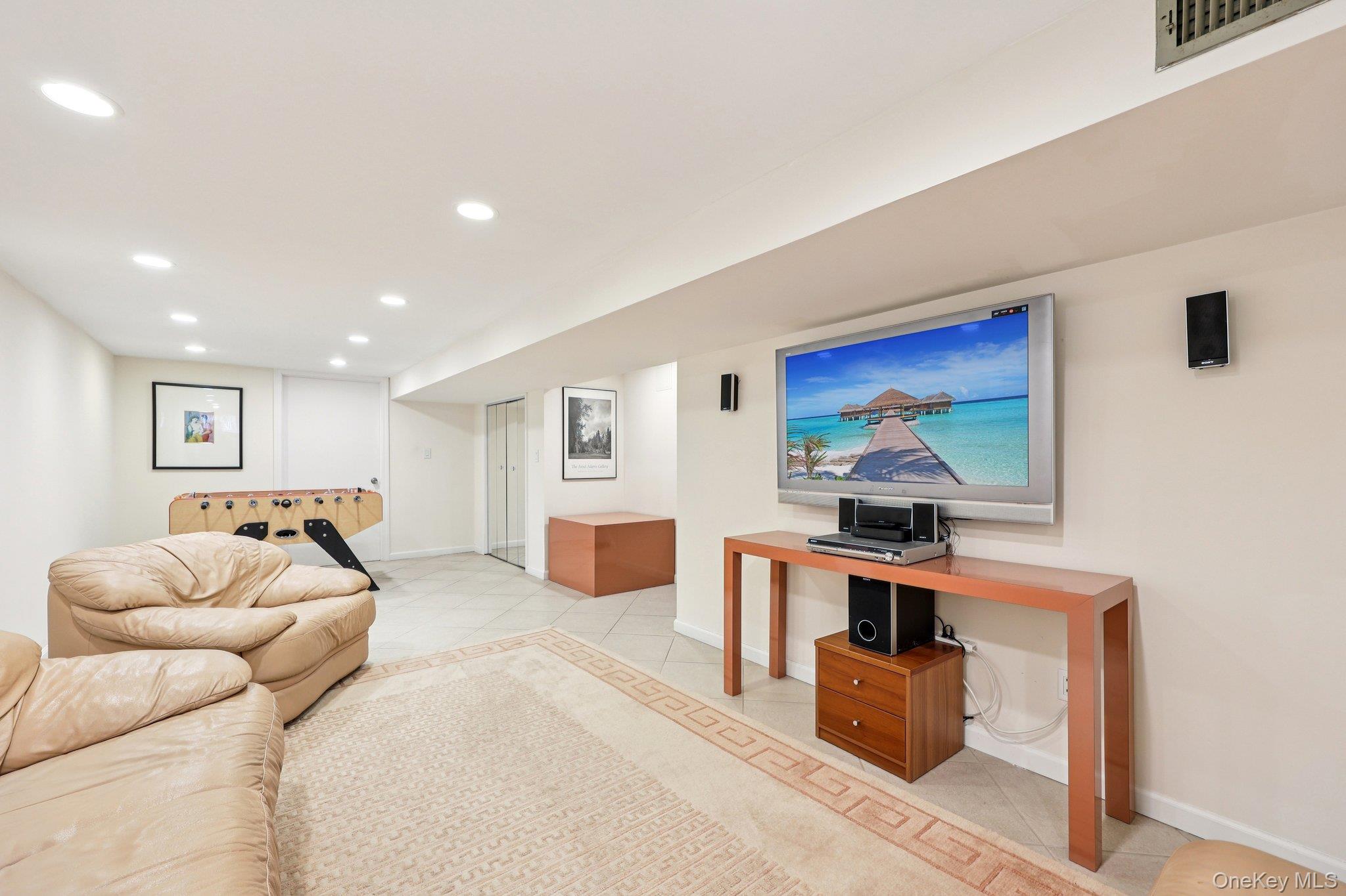 12 Old Oak Road, Rye Brook, NY 10573