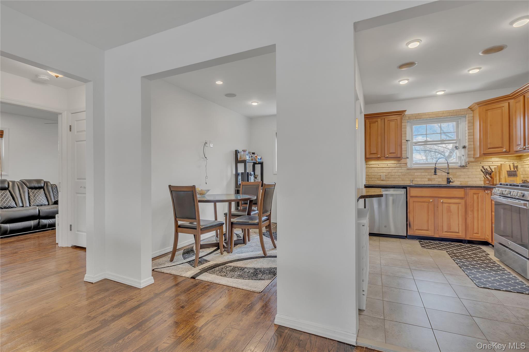 1879 Crompond Road # E4, Peekskill, NY 10566