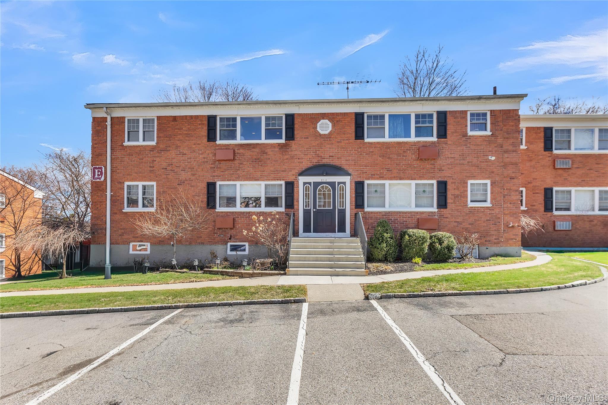 1879 Crompond Road # E4, Peekskill, NY 10566