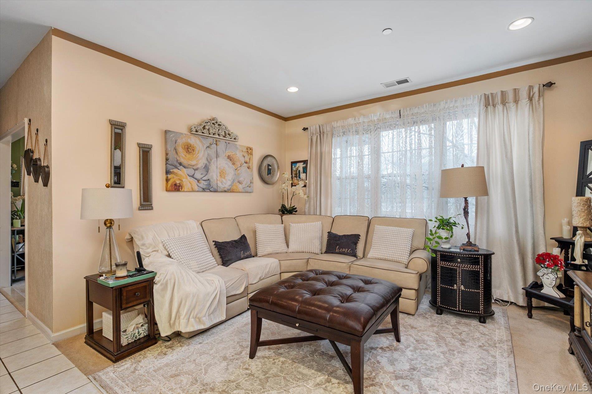 137 Francesca Way, Amityville, NY 11701