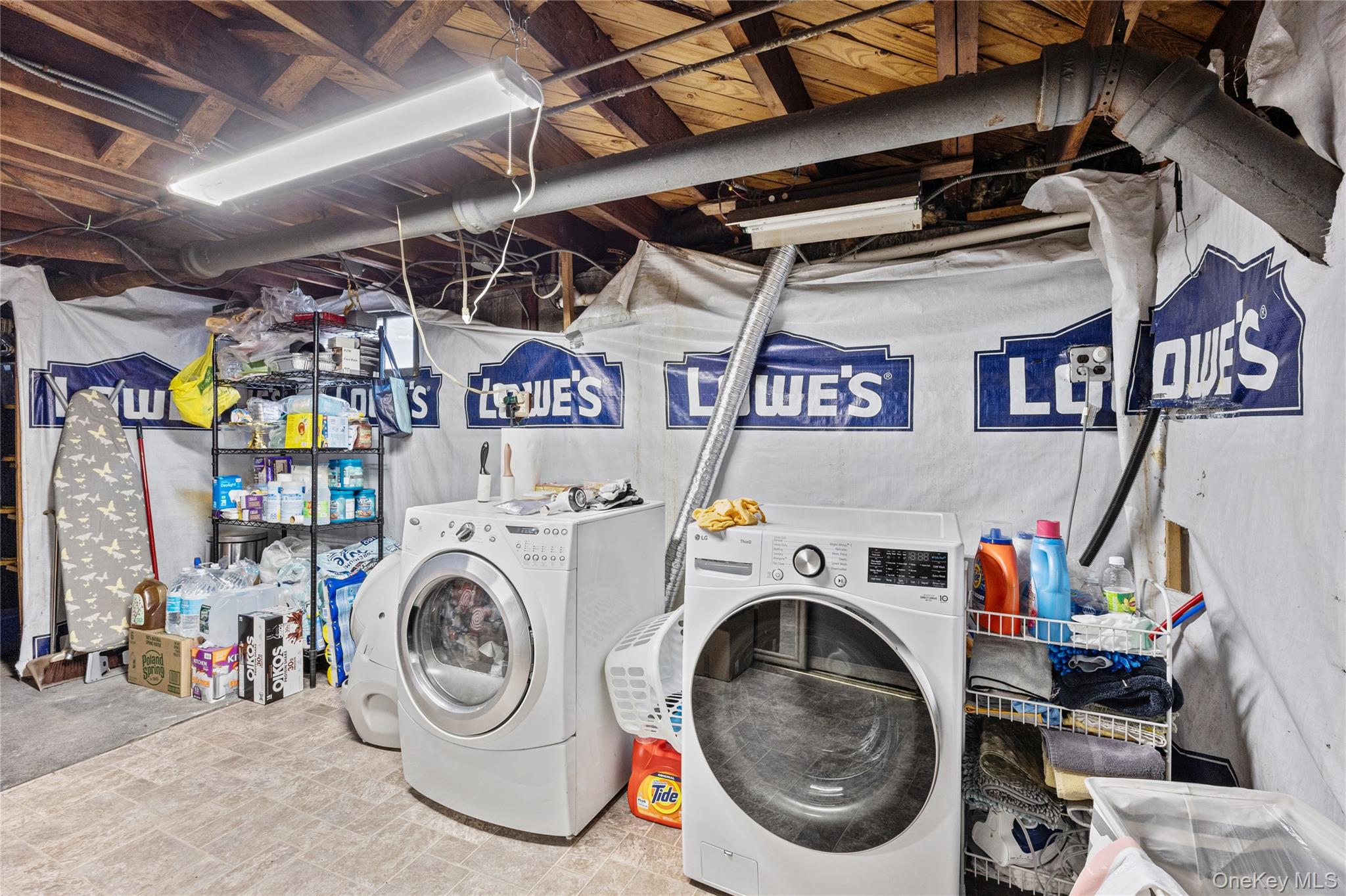 282 Caryl Drive, Lawrence, NY 11559