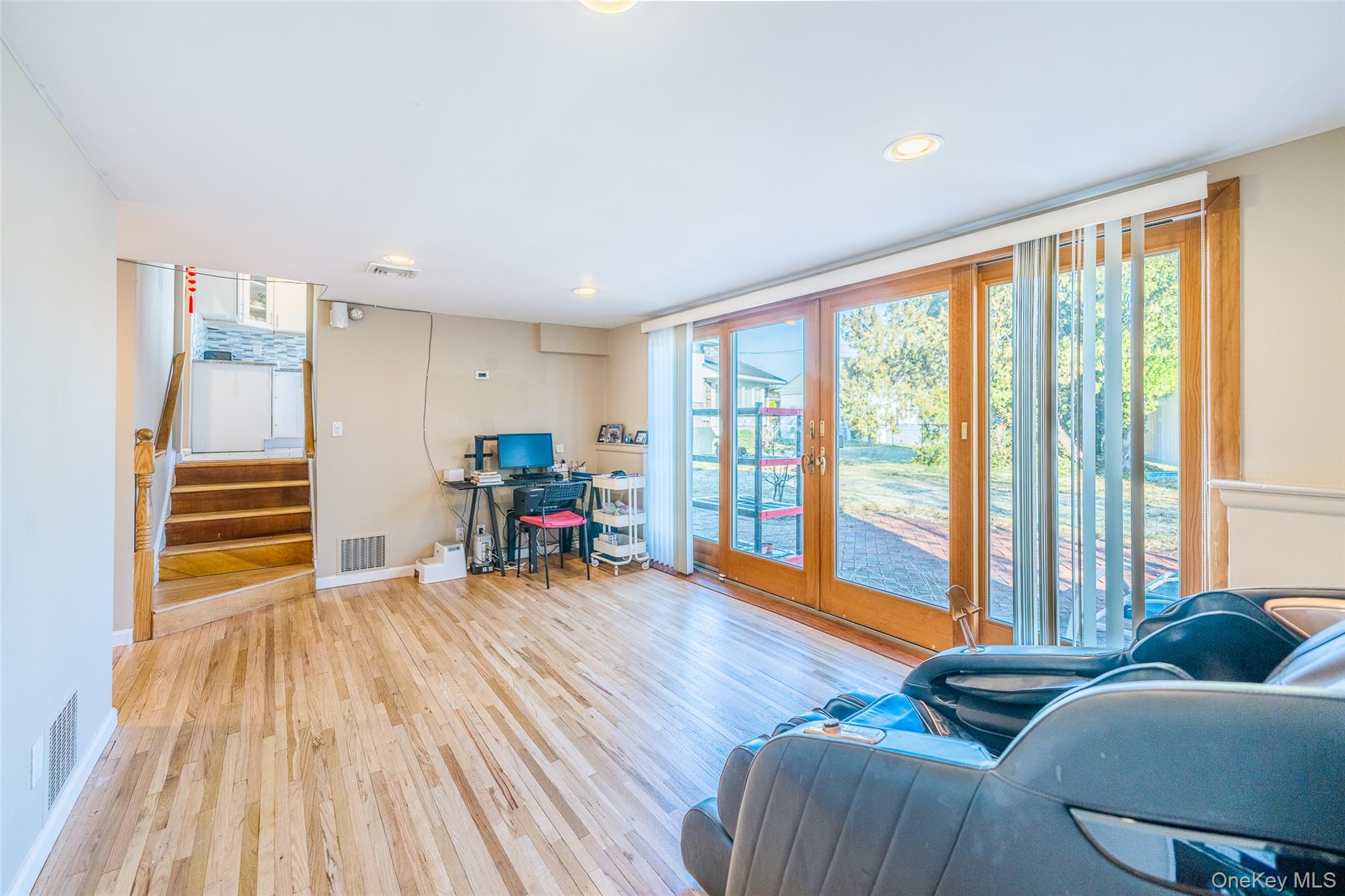 22 Forest Drive, Plainview, NY 11803