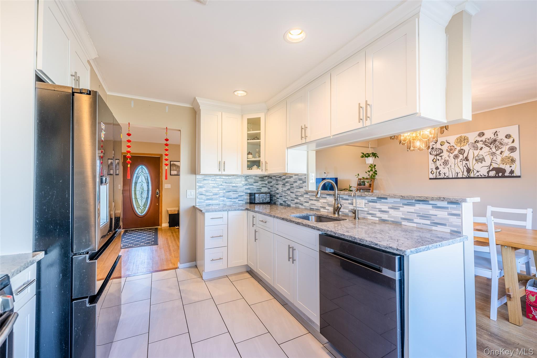 22 Forest Drive, Plainview, NY 11803