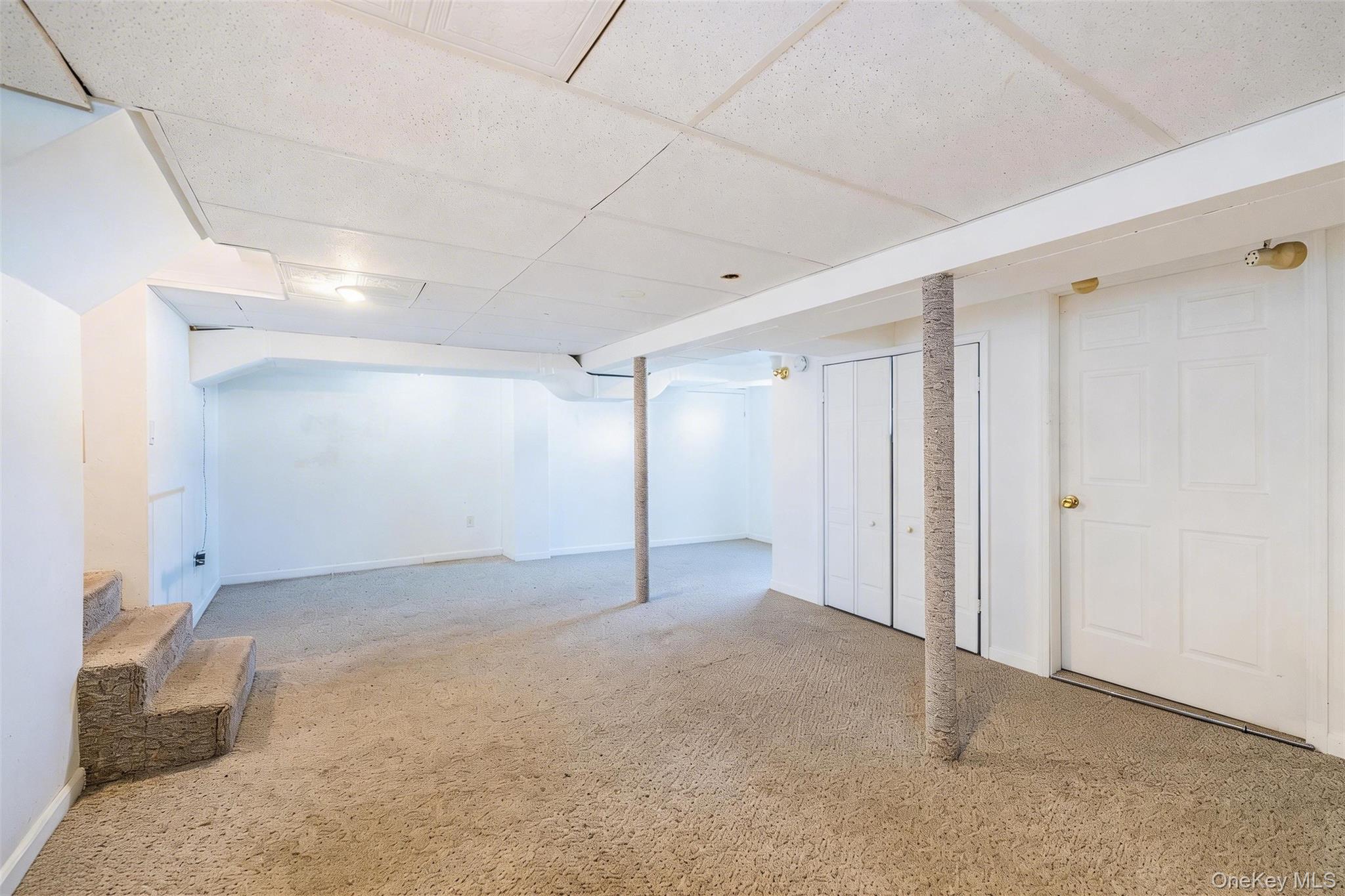 22 Forest Drive, Plainview, NY 11803