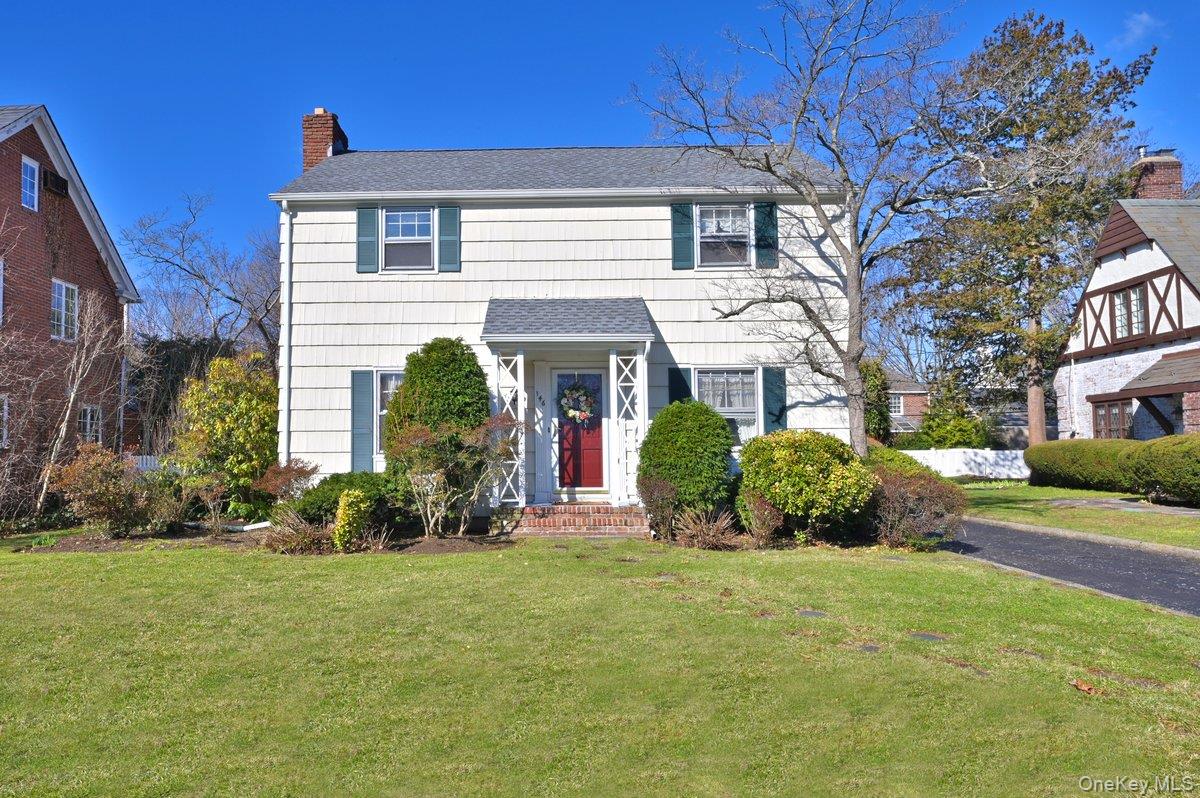 146 Kildare Road, Garden City, NY 11530